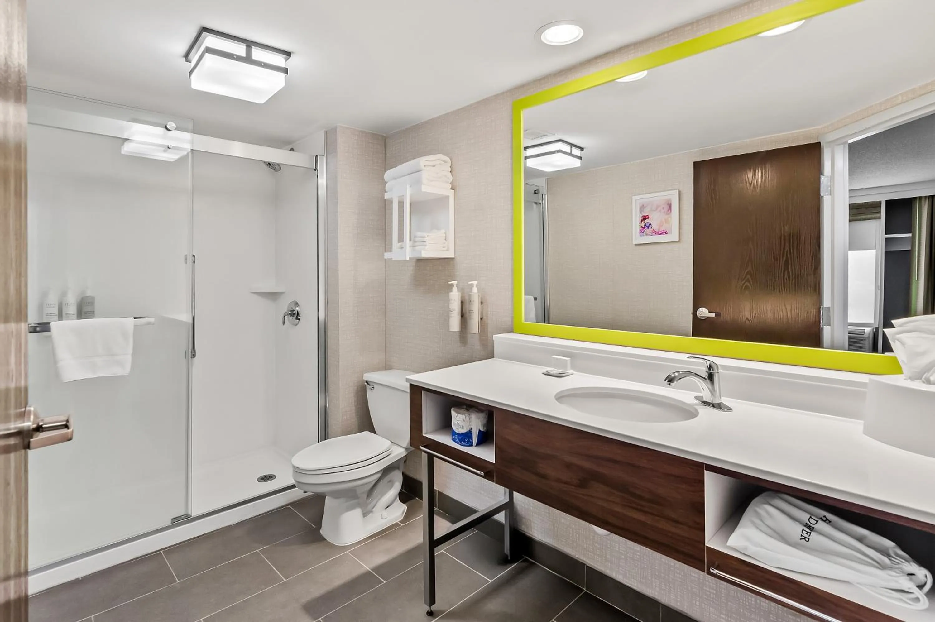 Bathroom in Hampton Inn Princeton