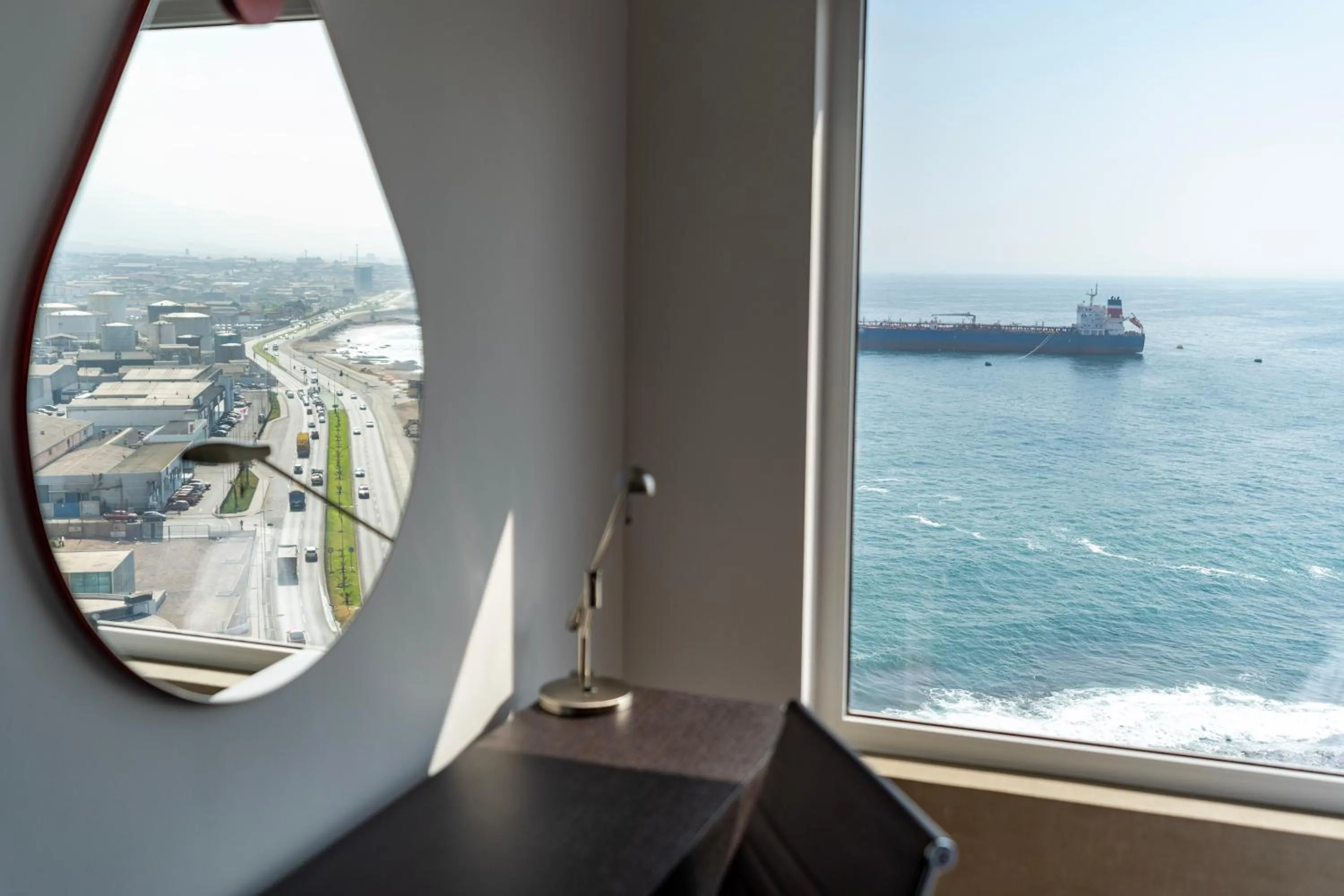 Sea view in Hampton By Hilton Antofagasta