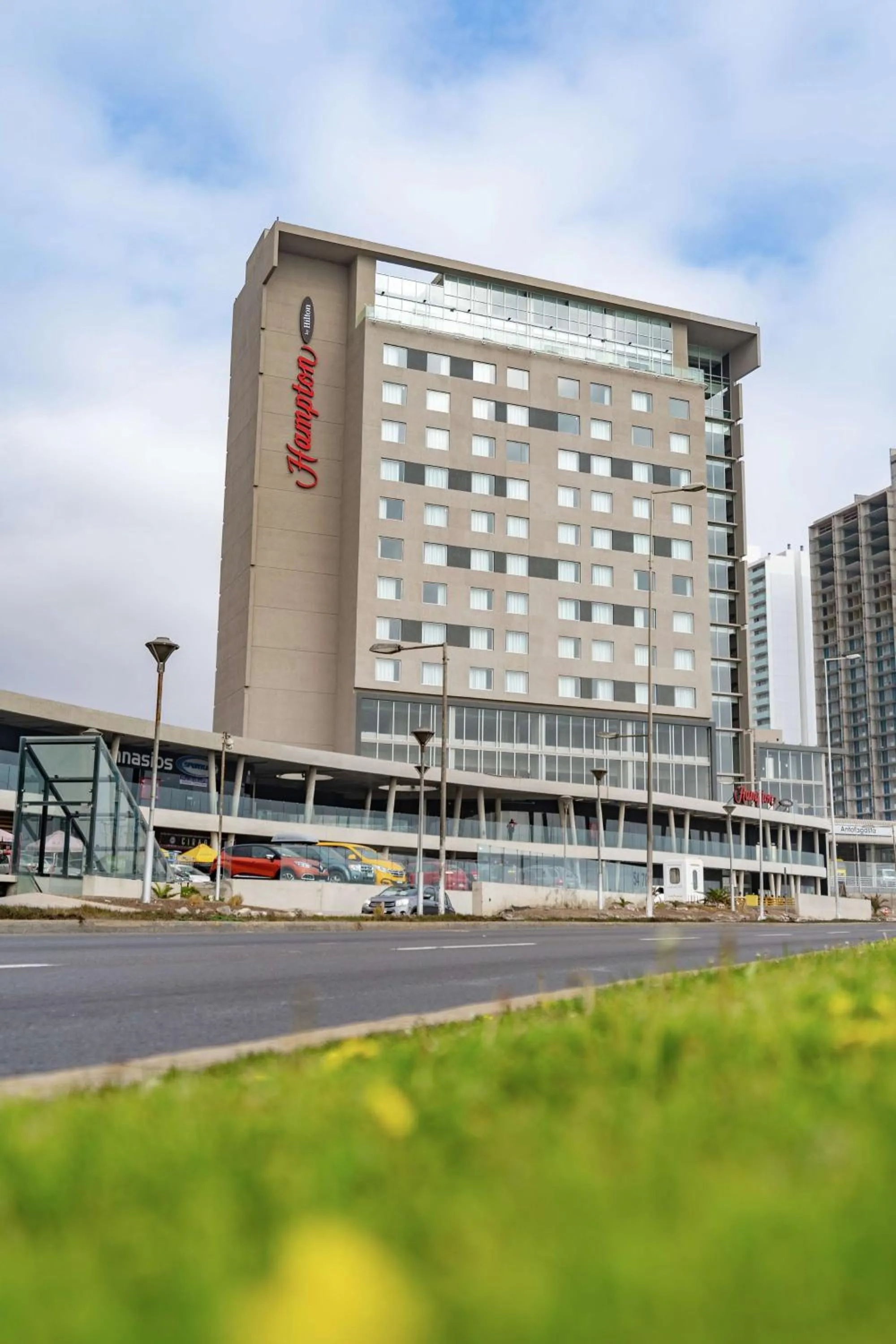 Property building in Hampton By Hilton Antofagasta