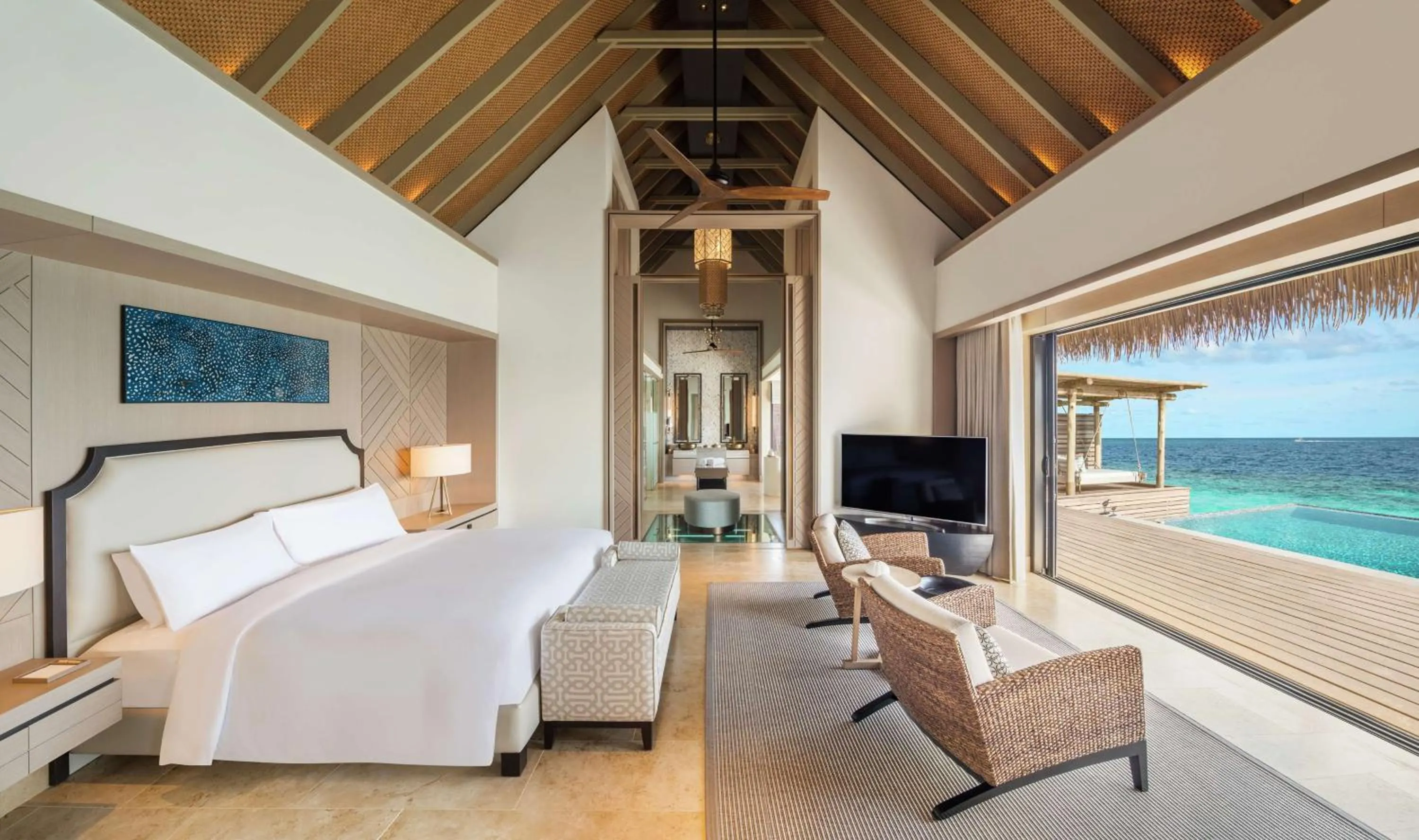 Bed in Waldorf Astoria Maldives Ithaafushi