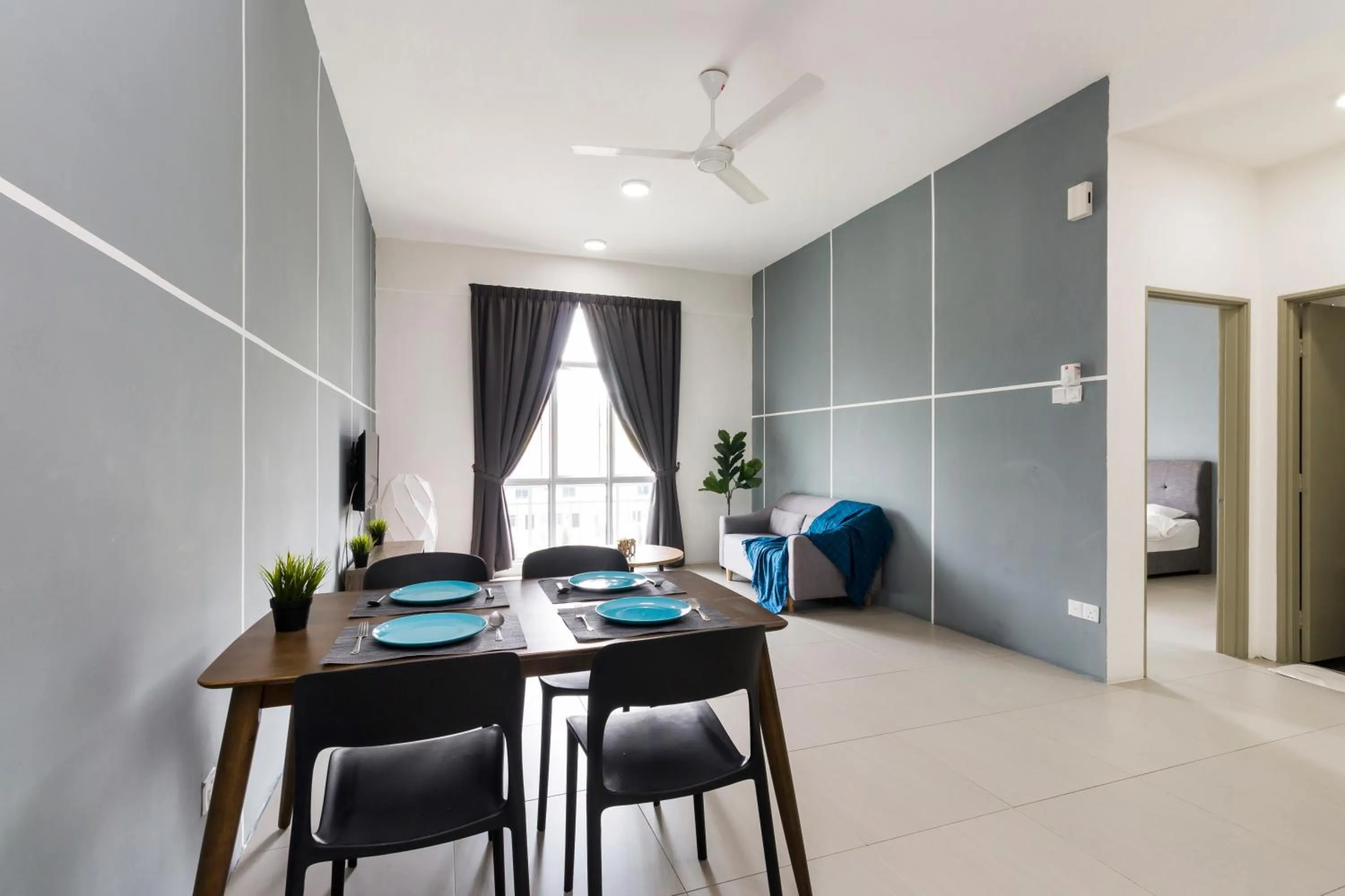 DreamScape Studio @ Golden Hill Cameron