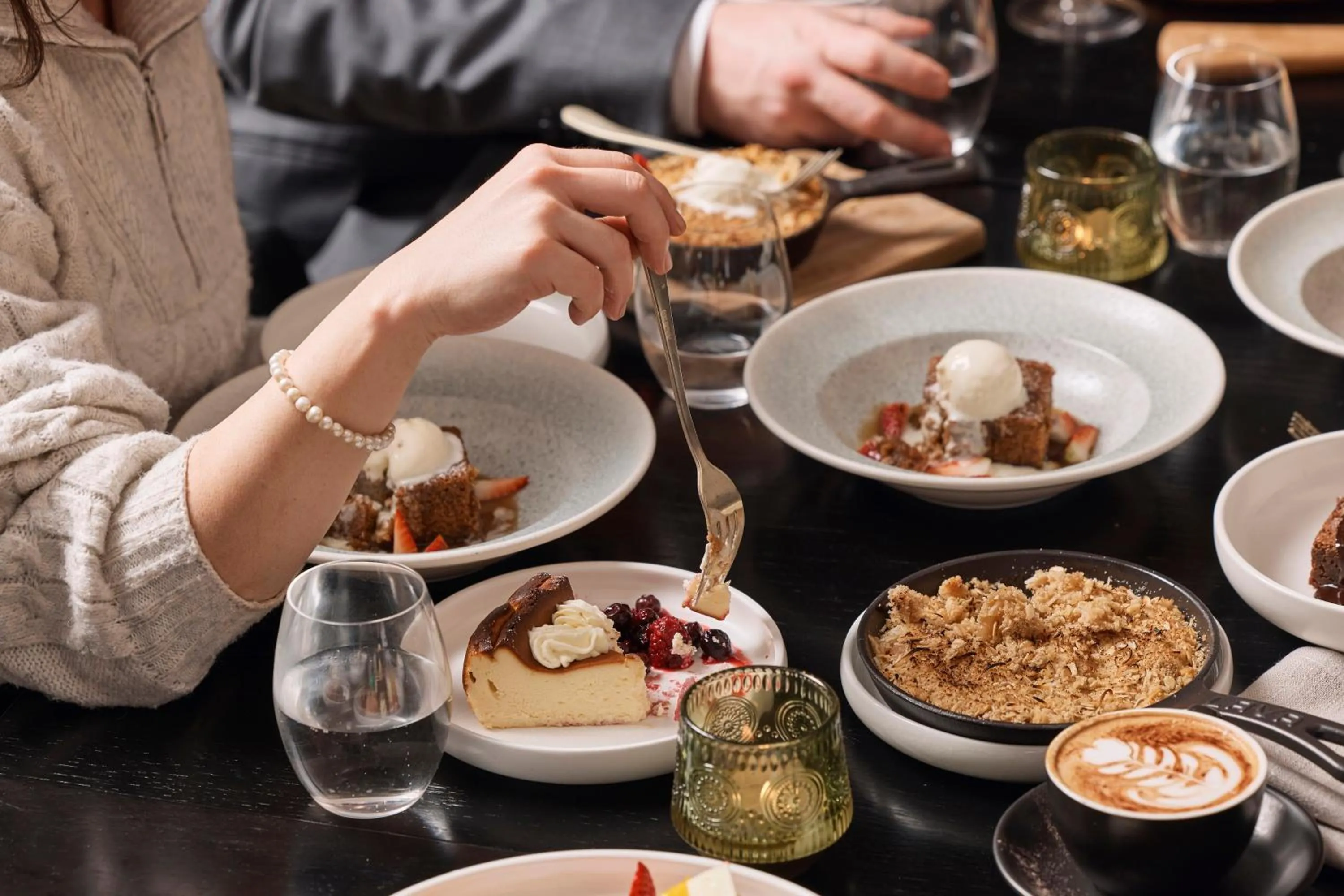 Restaurant/places to eat in The Victoria Hotel