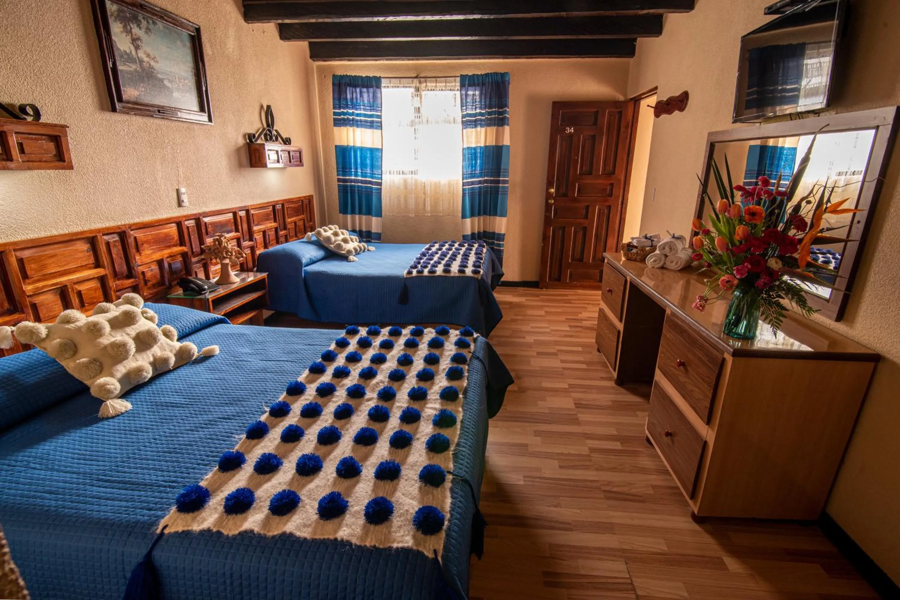 TV and multimedia, Bed in Hotel Palacio de Moctezuma