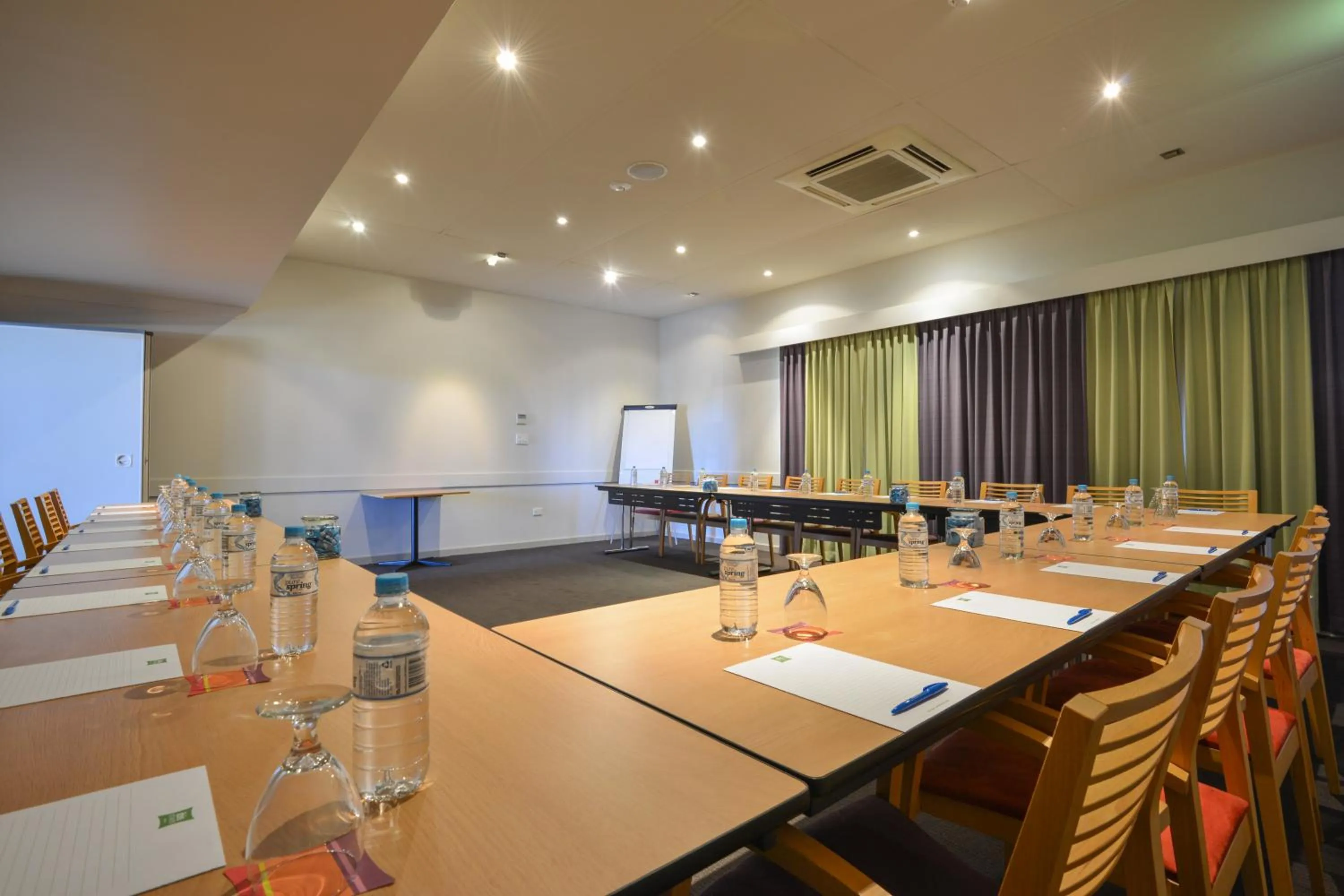 Banquet/Function facilities in The Plaza Hotel Kalgoorlie