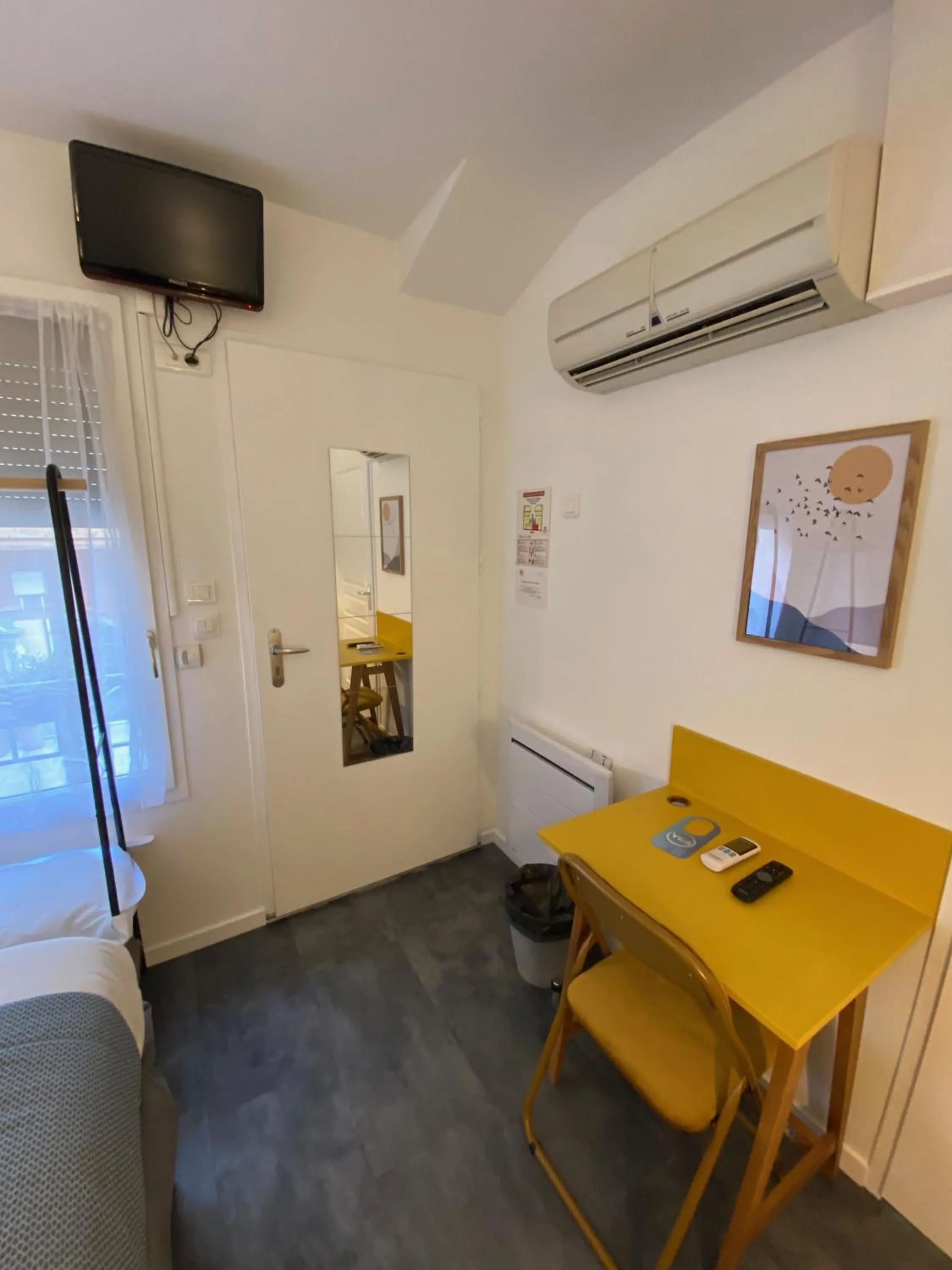 Bed in Lyo Hôtel - Centre Lyon Perrache