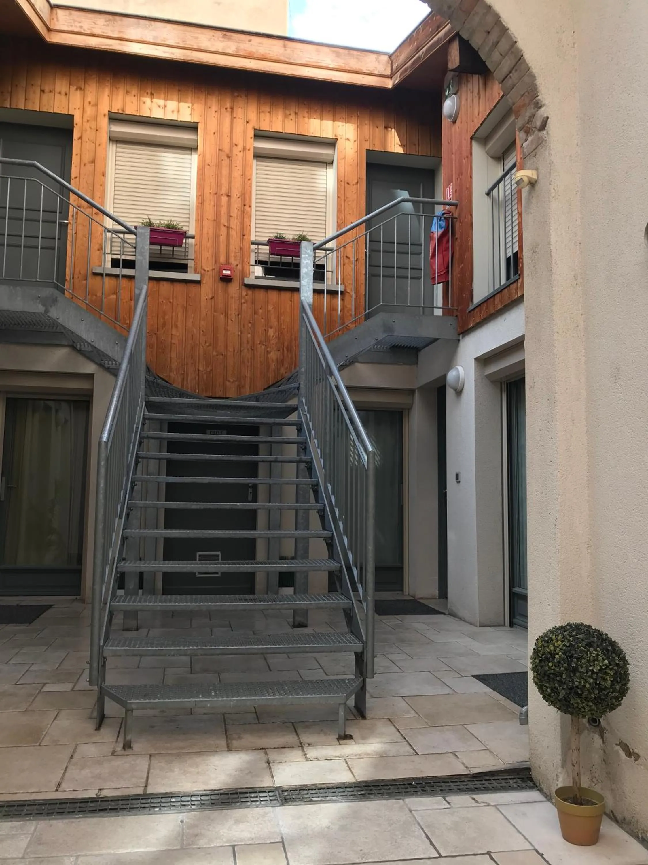 Property building in Lyo Hôtel - Centre Lyon Perrache