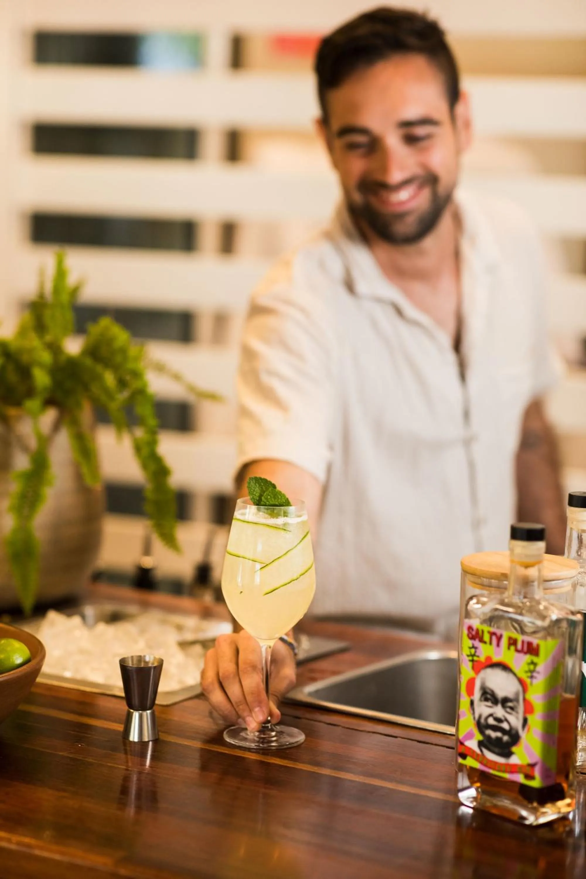 Lounge or bar in Contour Hotel Katherine