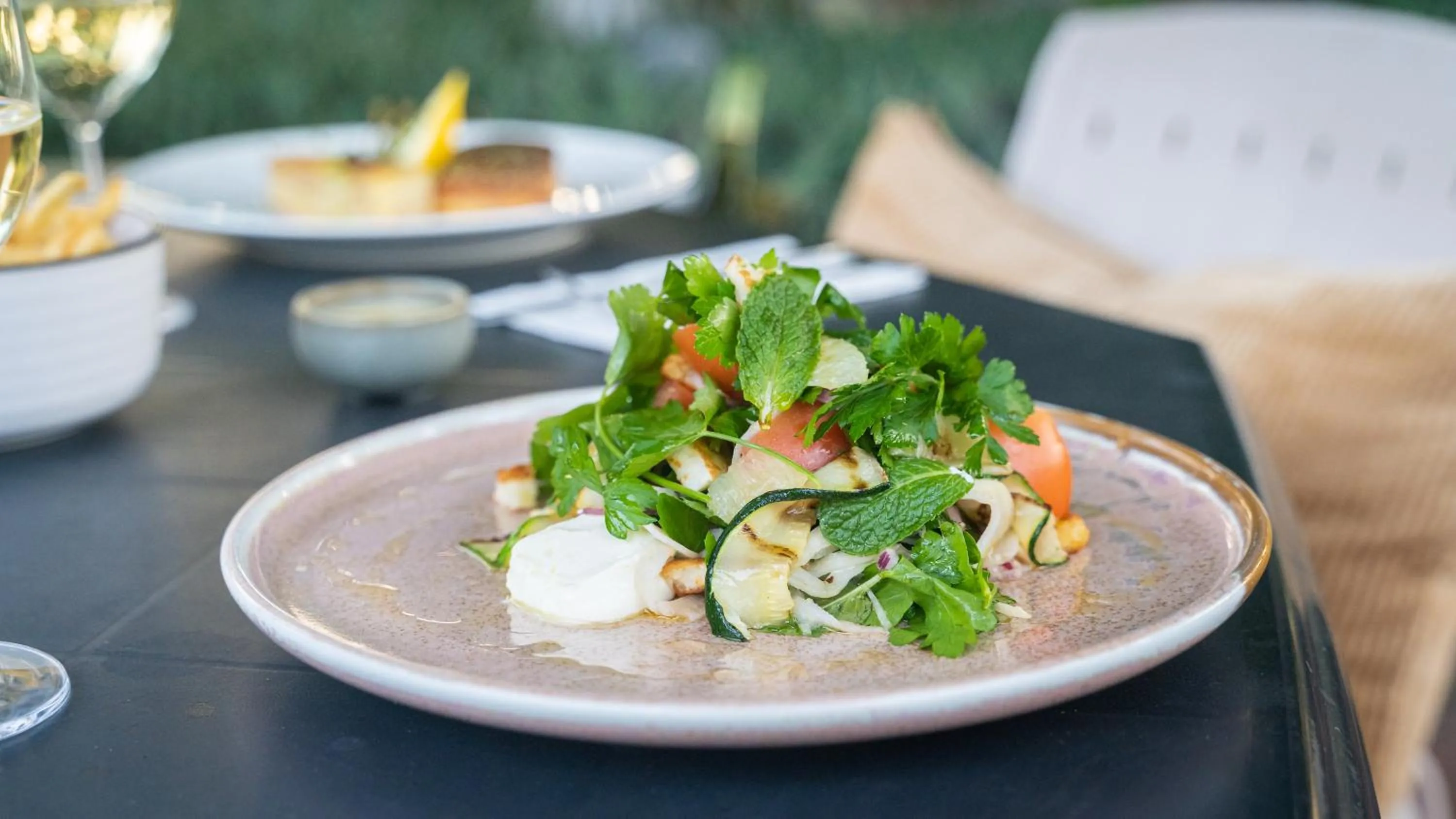 Restaurant/places to eat in Contour Hotel Katherine