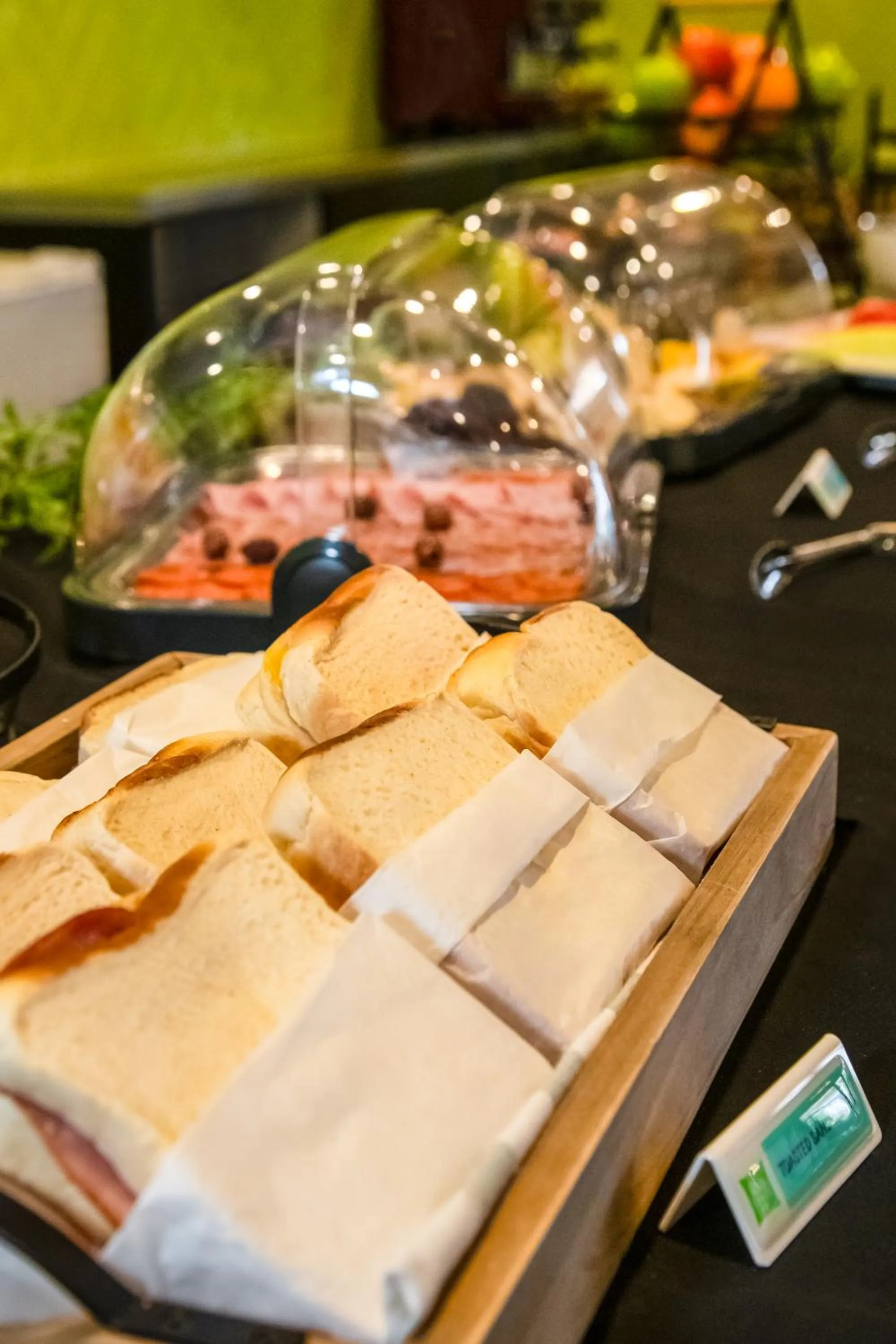 Restaurant/places to eat in Ibis Styles Karratha