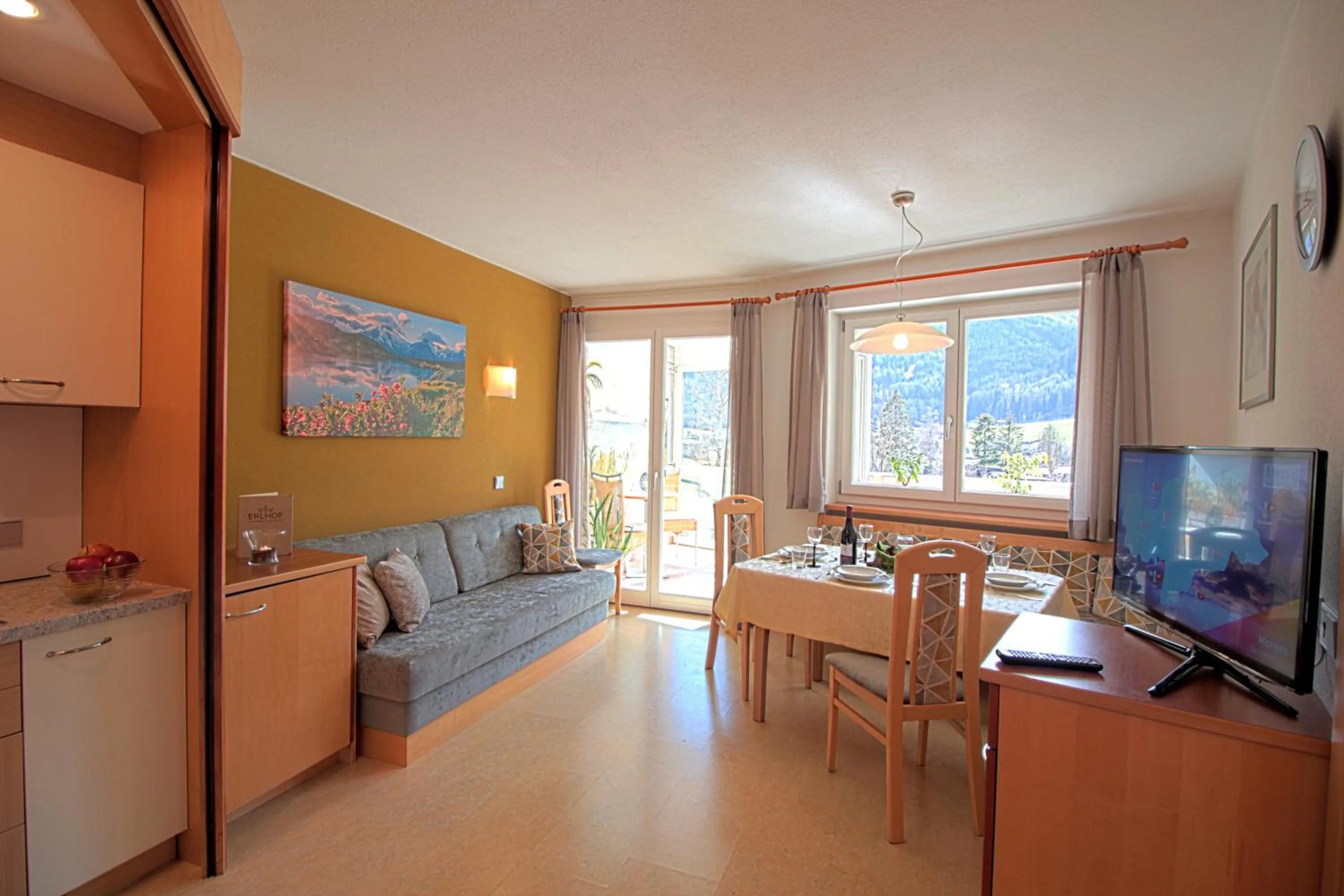 Kitchen or kitchenette in Appartement Hotel Erlhof Deluxe