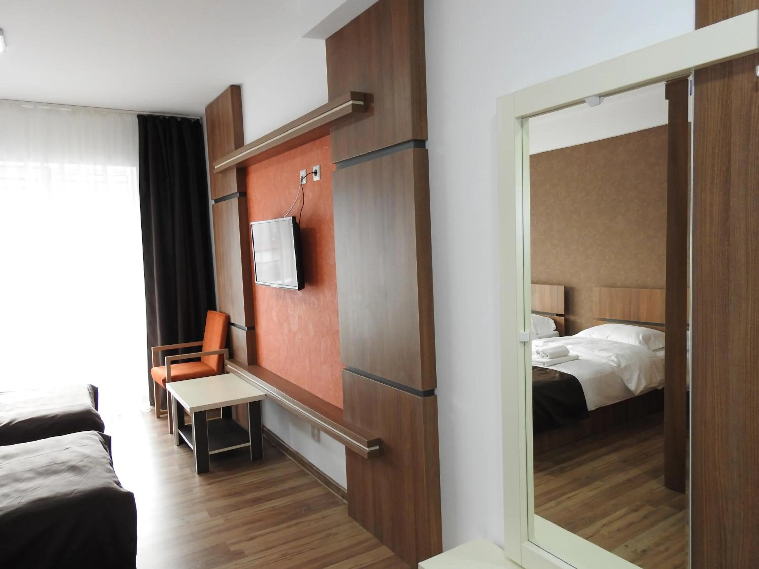 Bedroom, Bed in HB Brilliant