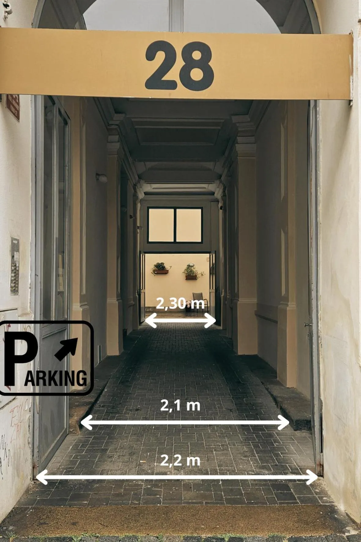 Parking in Hotel Claris