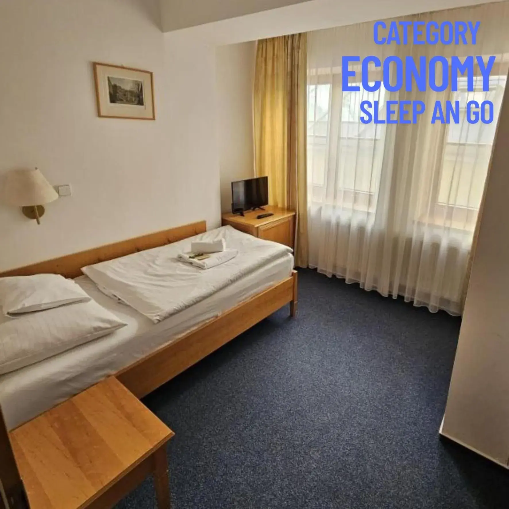 Economy Single Room with Extra Bed in Hotel Claris Economy Single Room with Extra Bed in Hotel Claris