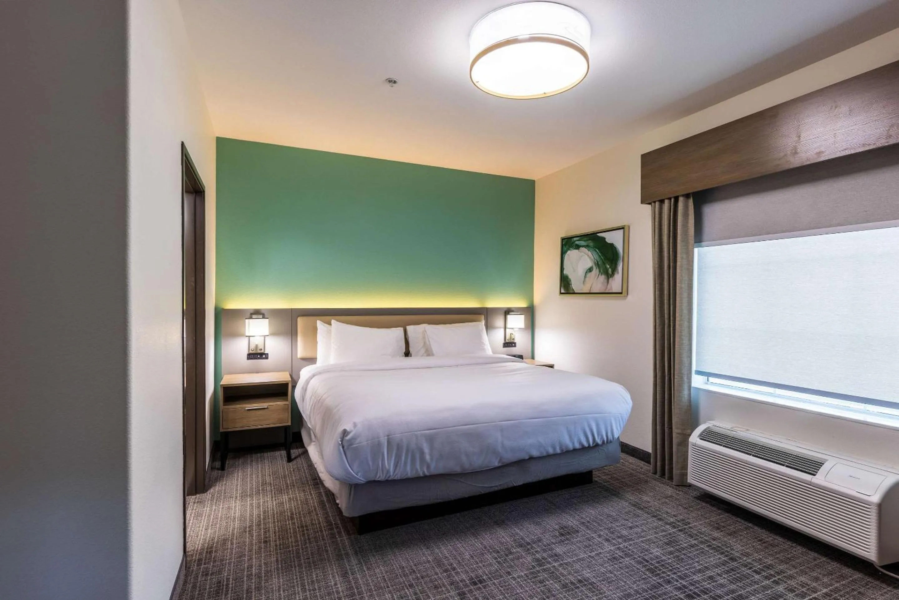 Bedroom, Bed in Comfort Inn & Suites New Iberia - Avery Island