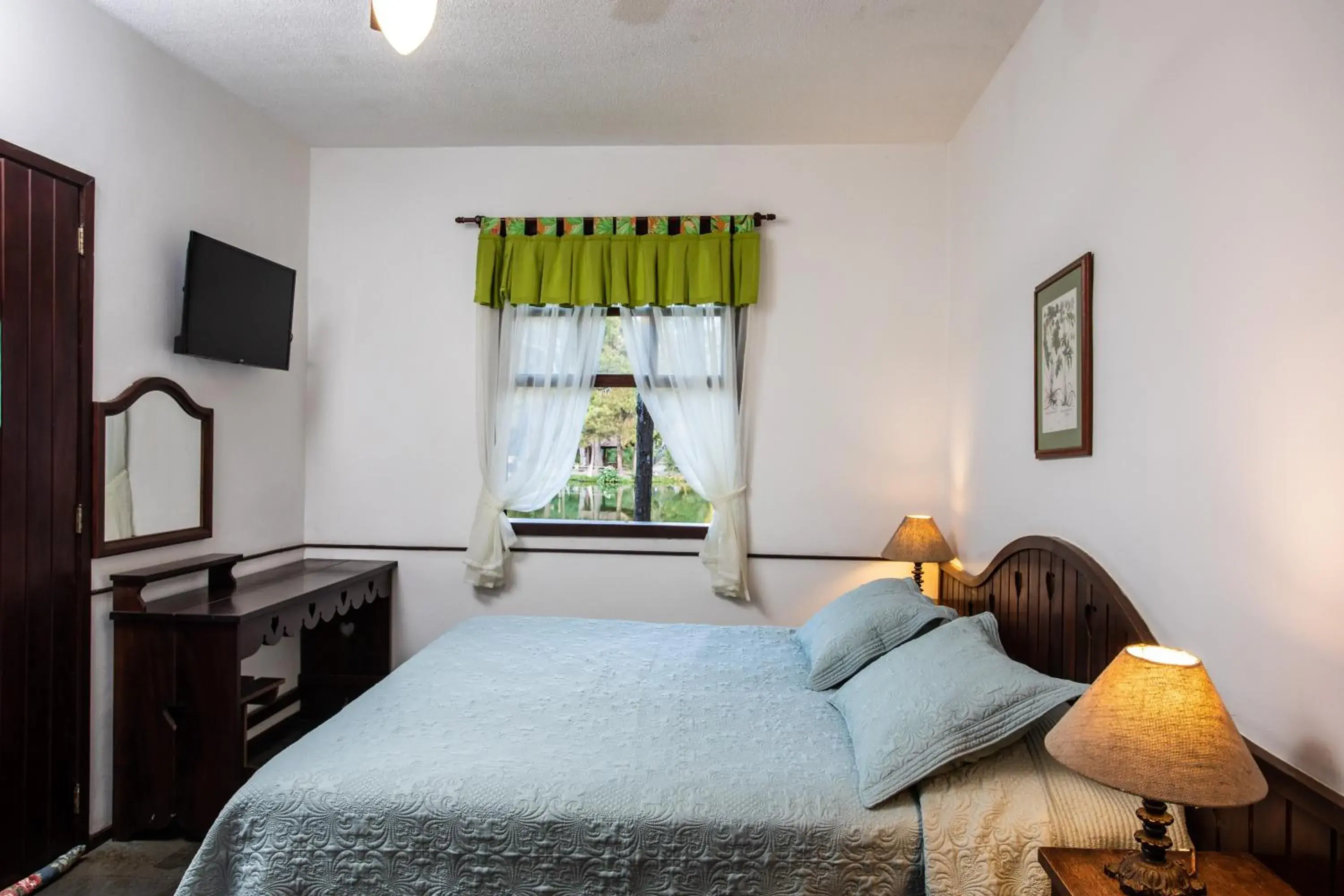 Family Room with Balcony - single occupancy in Hotel Fazenda São Moritz Family Room with Balcony - single occupancy in Hotel Fazenda São Moritz