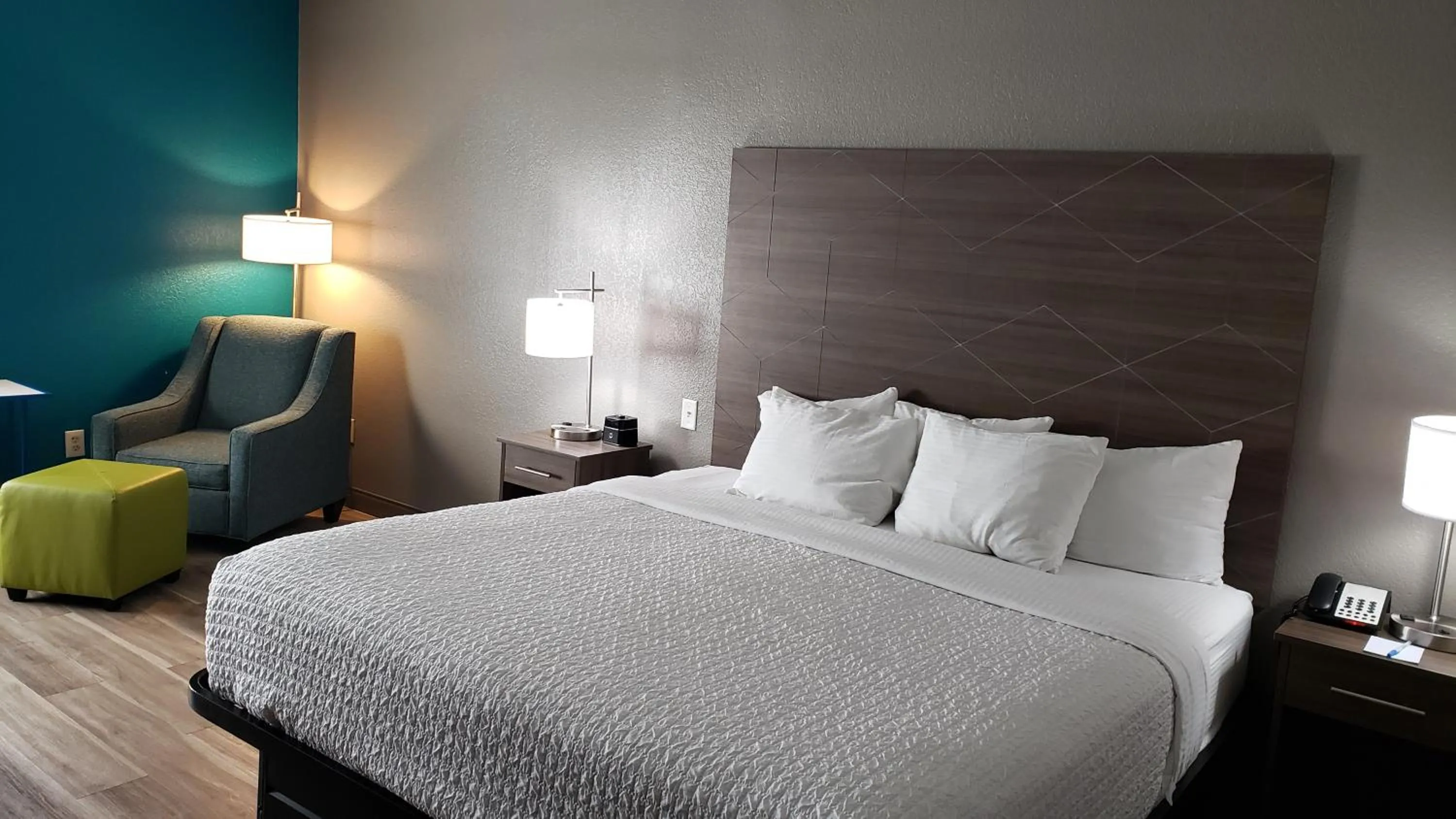 Bed in La Quinta by Wyndham Shawnee