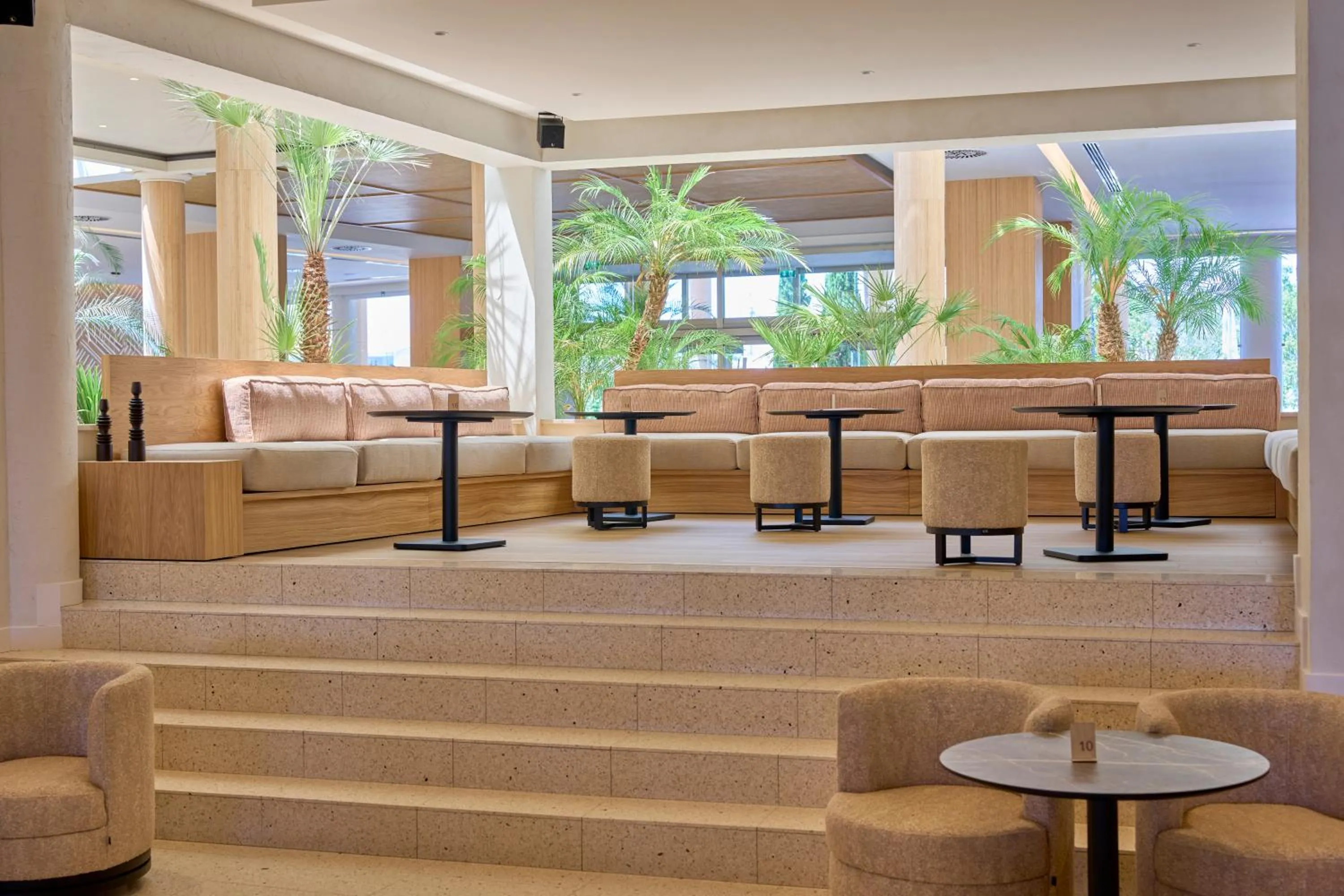 Lounge or bar in PortoBay Blue Ocean