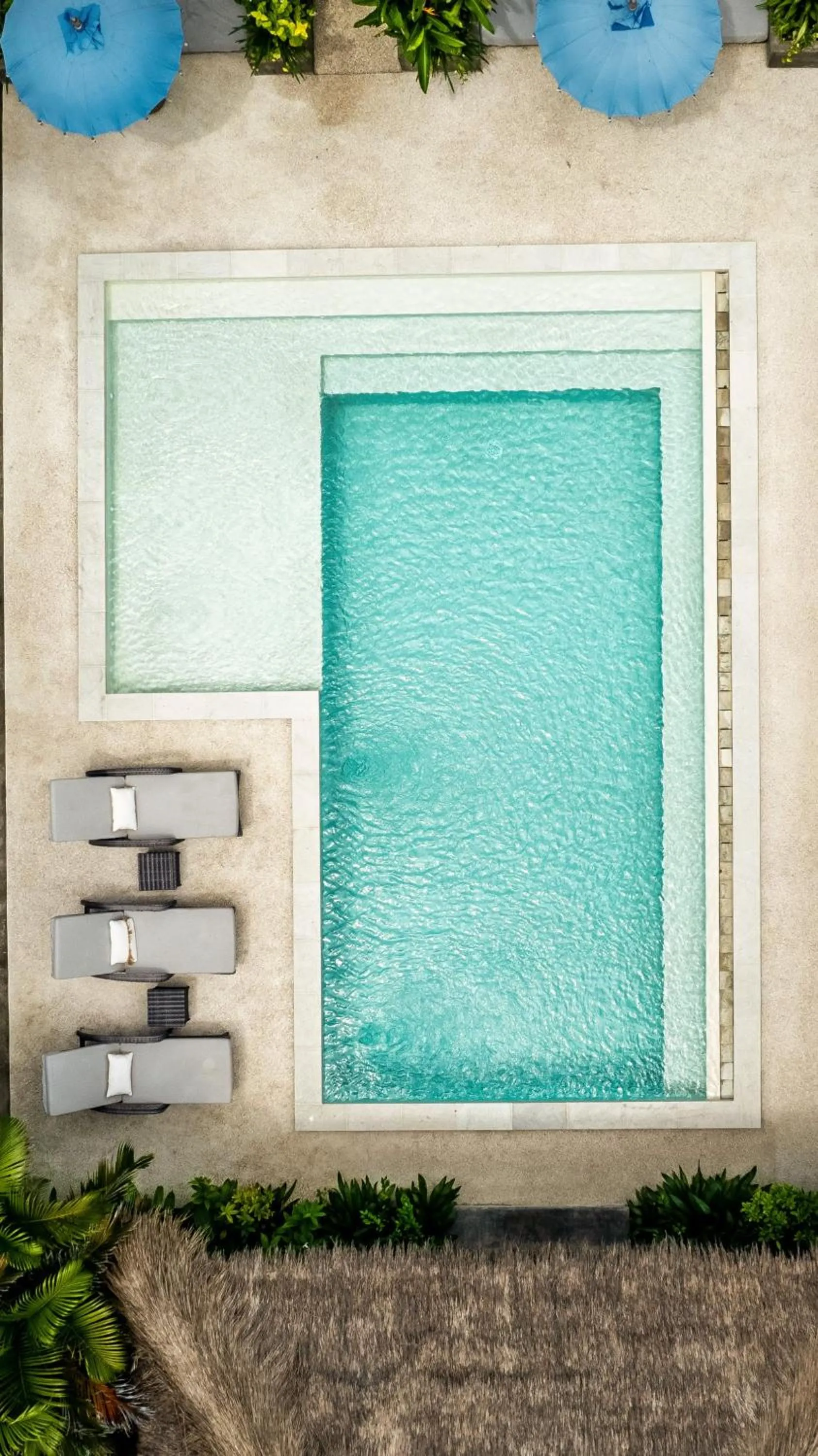 Swimming pool in Eden Eco Resort