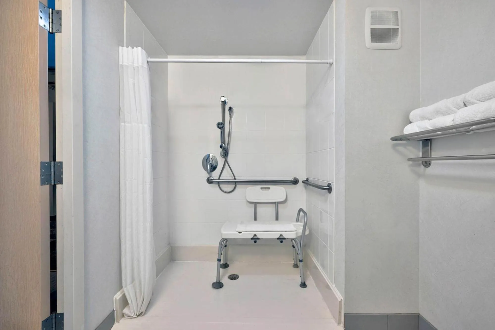 Bathroom in Motel 6-Marble Falls, TX