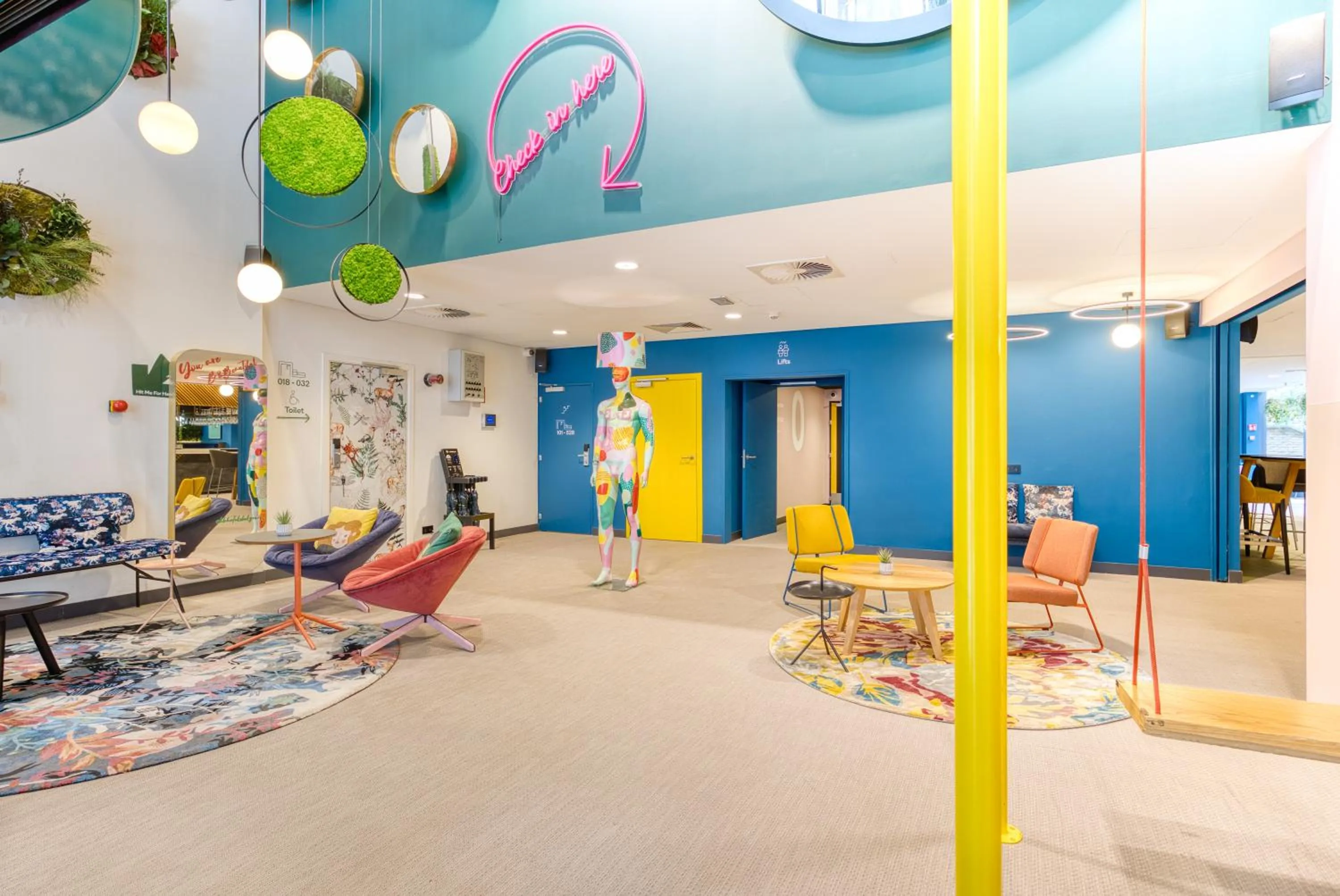 Living room in B&B HOTEL Brussels Centre Louise