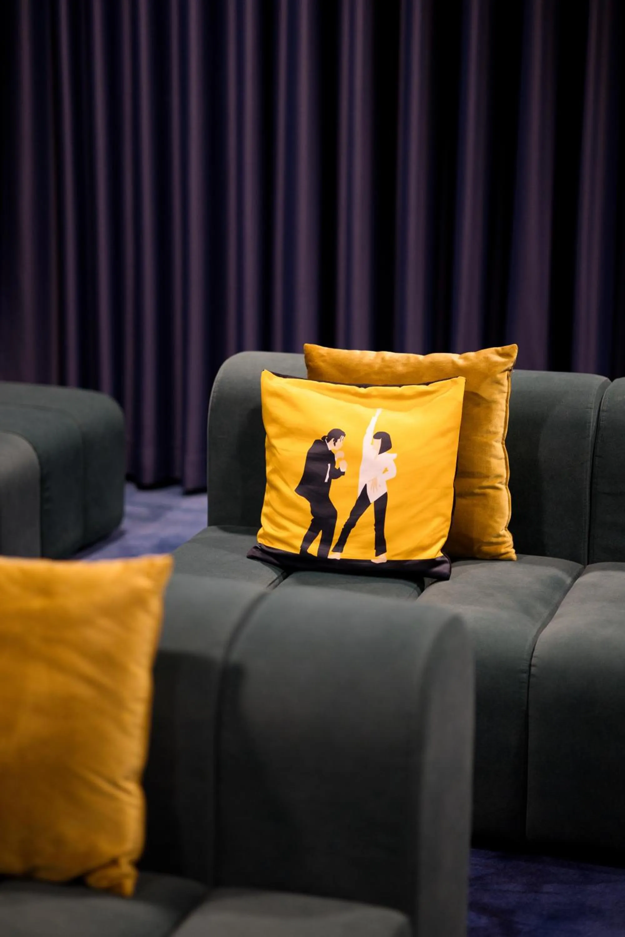 Living room in B&B HOTEL Brussels Centre Louise