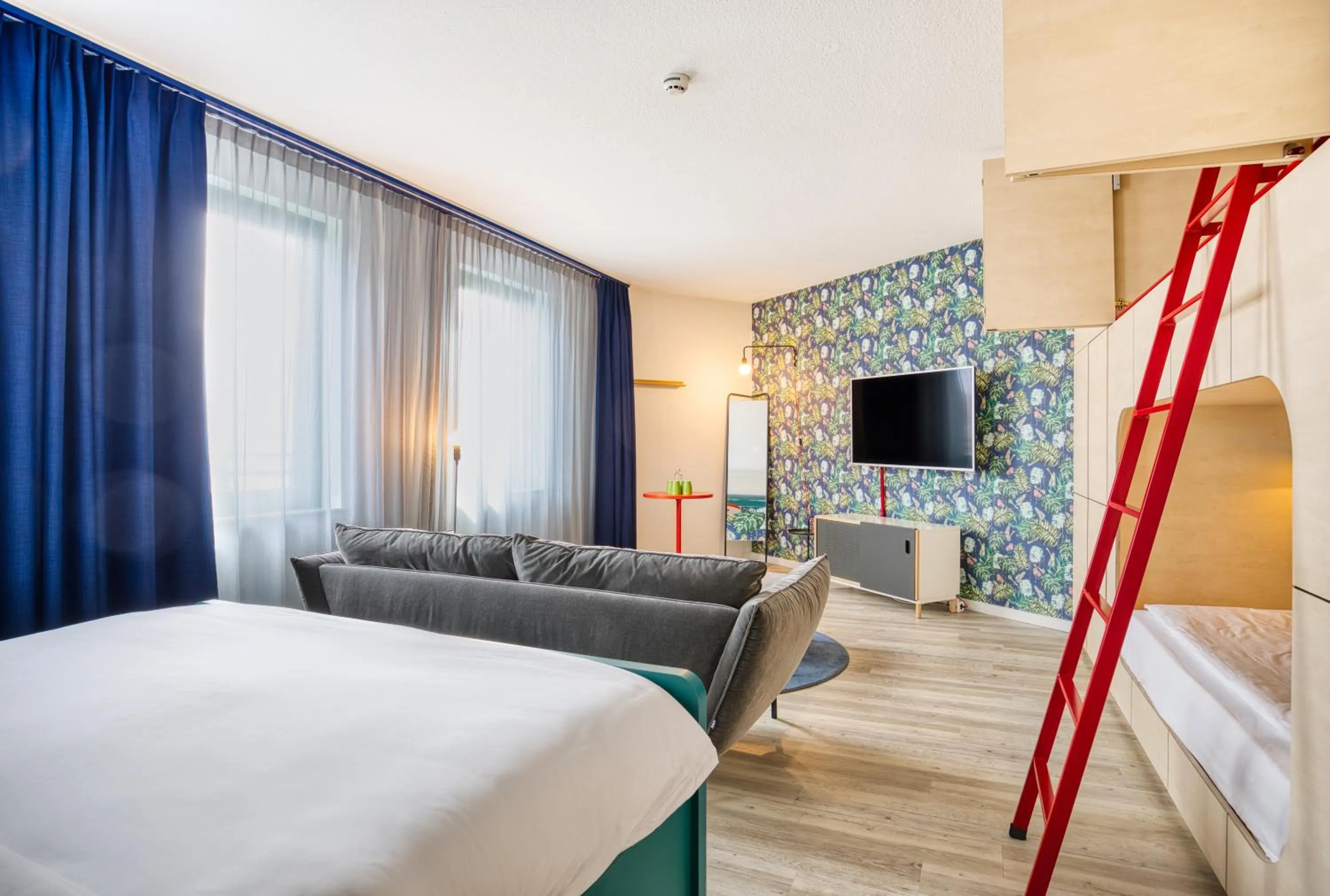 Bedroom, Bed in B&B HOTEL Brussels Centre Louise