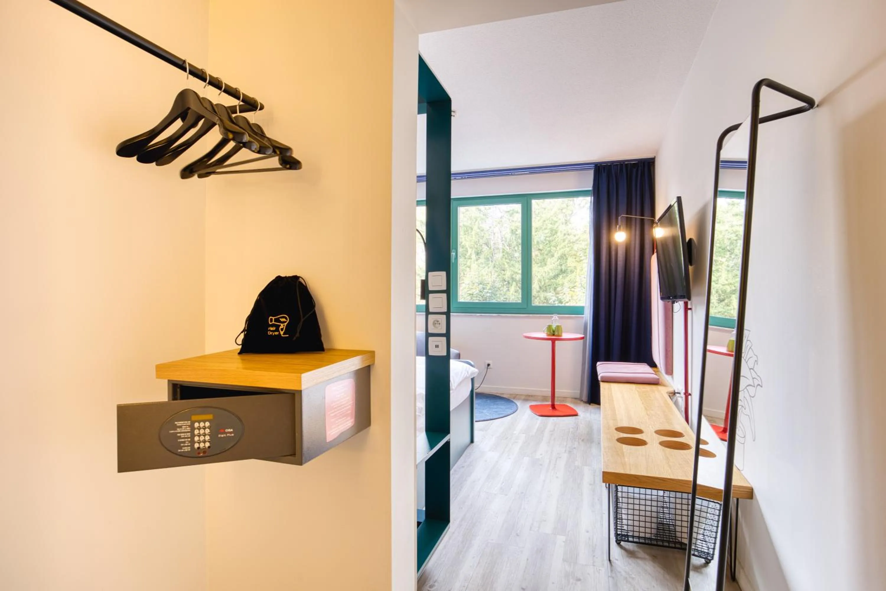 Bedroom in B&B HOTEL Brussels Centre Louise