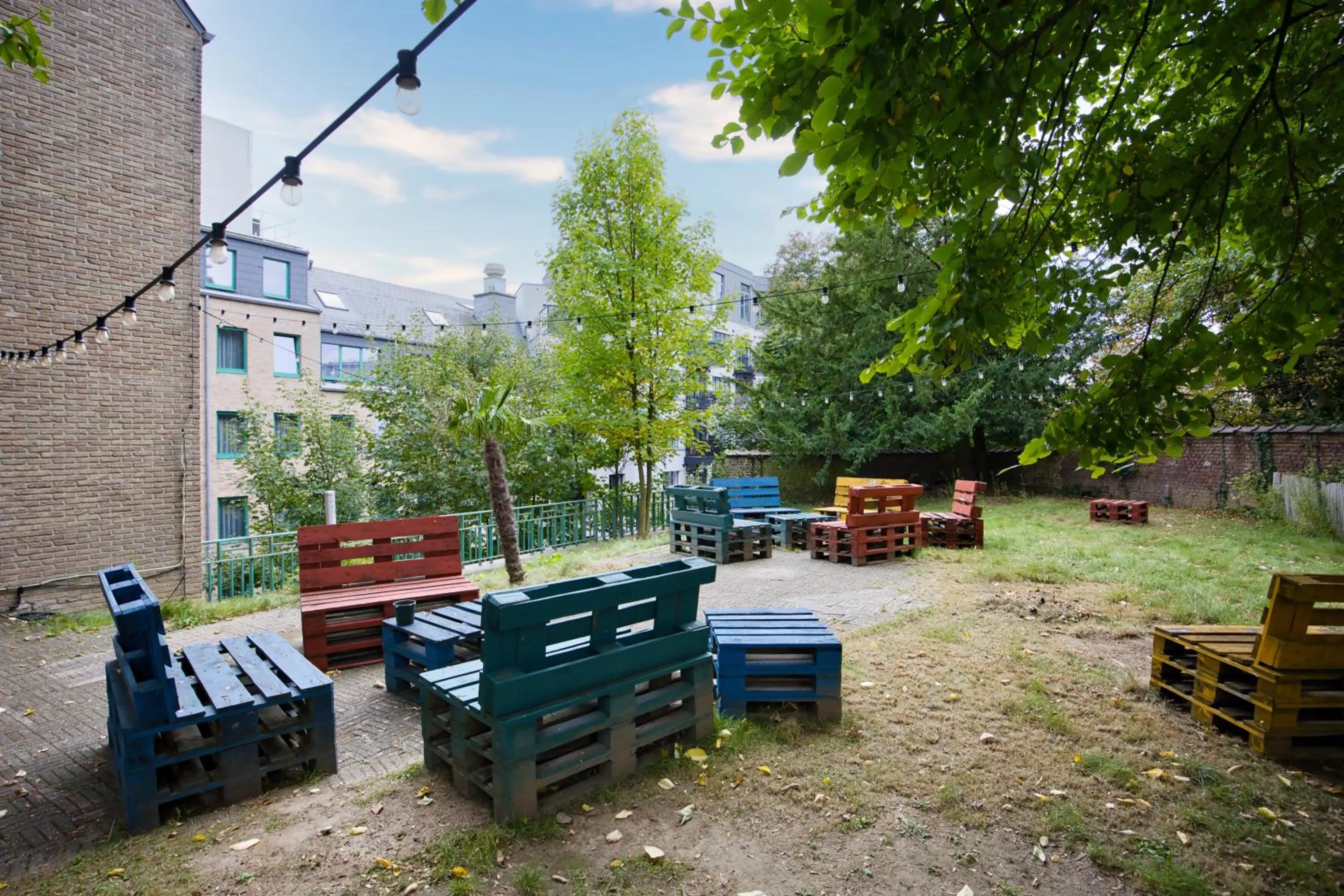 Garden in B&B HOTEL Brussels Centre Louise