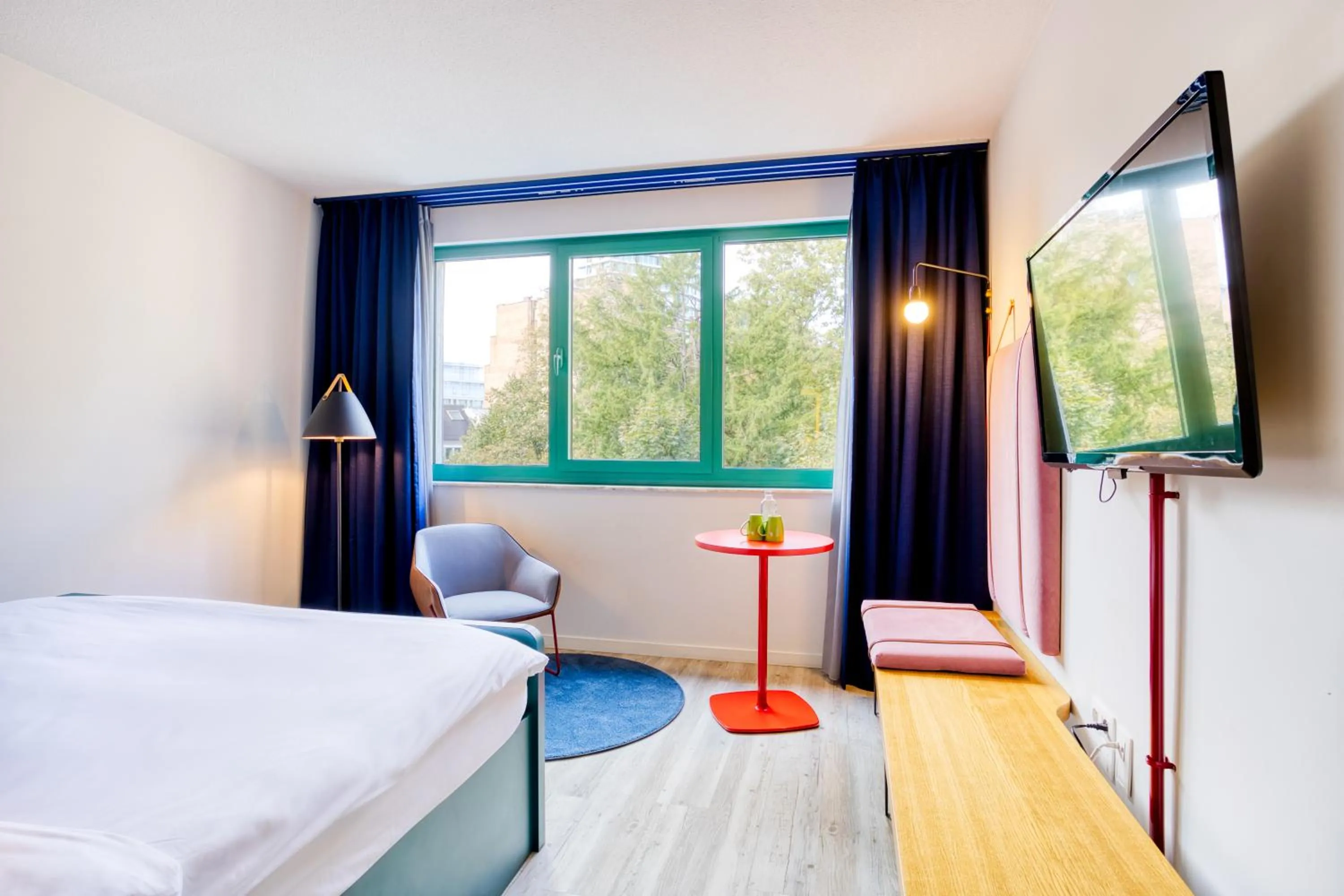 Bedroom, Bed in B&B HOTEL Brussels Centre Louise