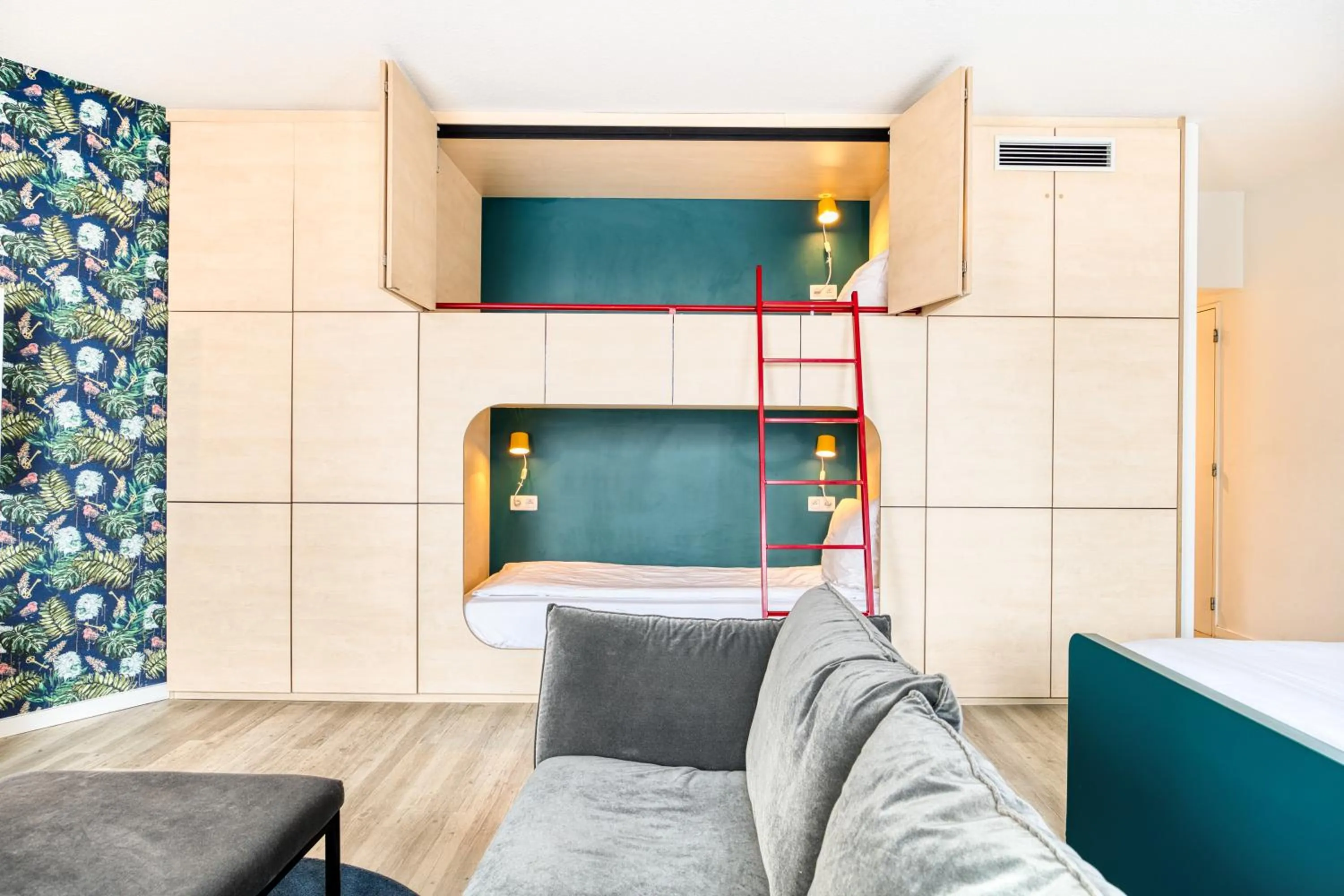 Bedroom in B&B HOTEL Brussels Centre Louise