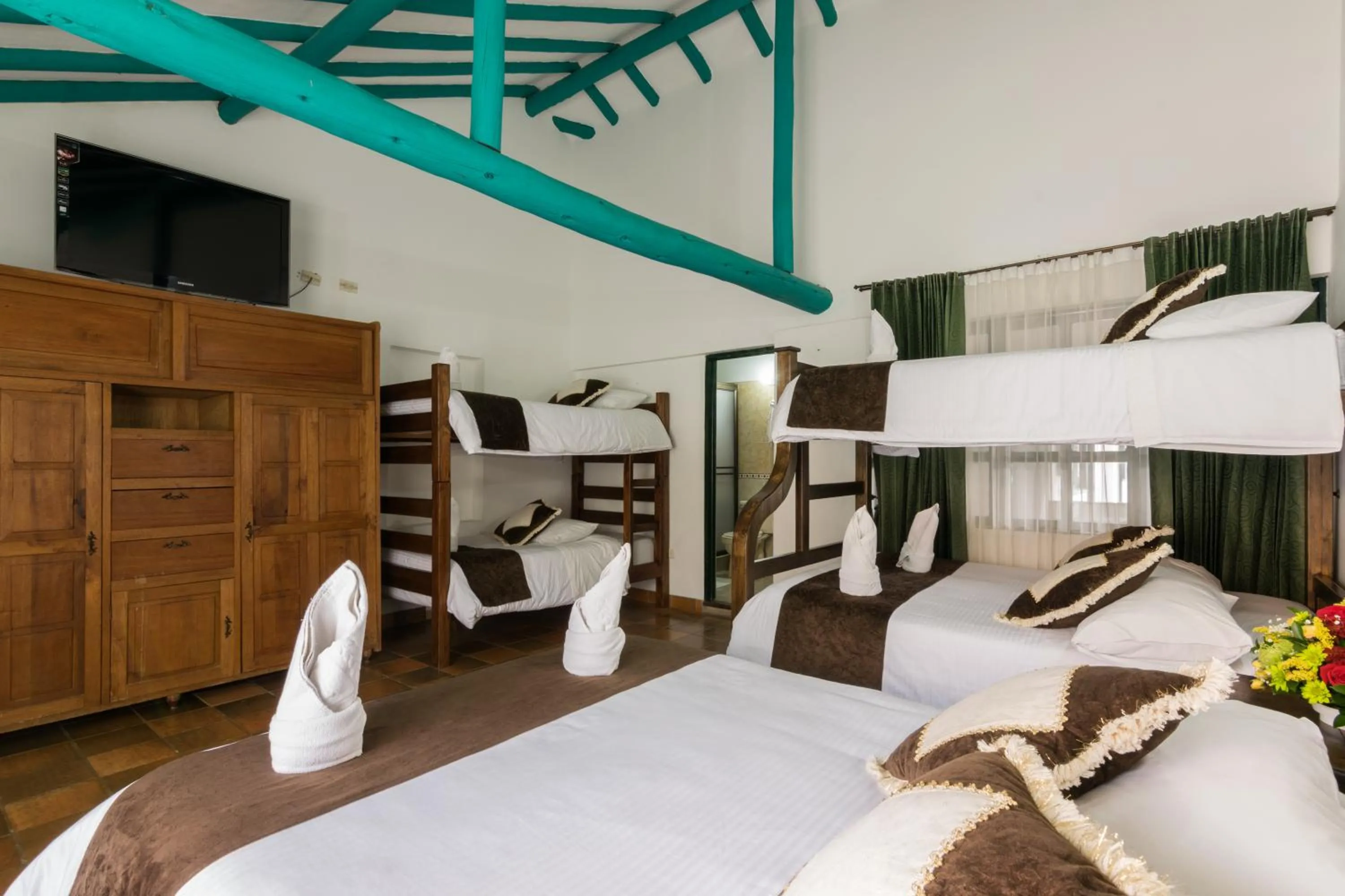 Family, Bed in Hotel Antonio Nariño