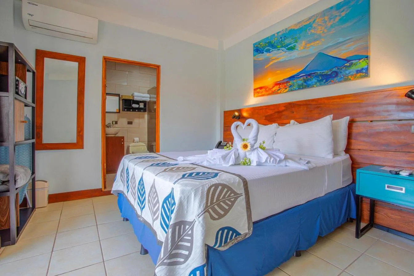 Bedroom, Bed in La Fortuna Downtown Hotel Boutique