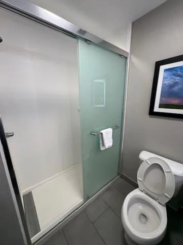 Shower in La Quinta by Wyndham Oklahoma City - Moore