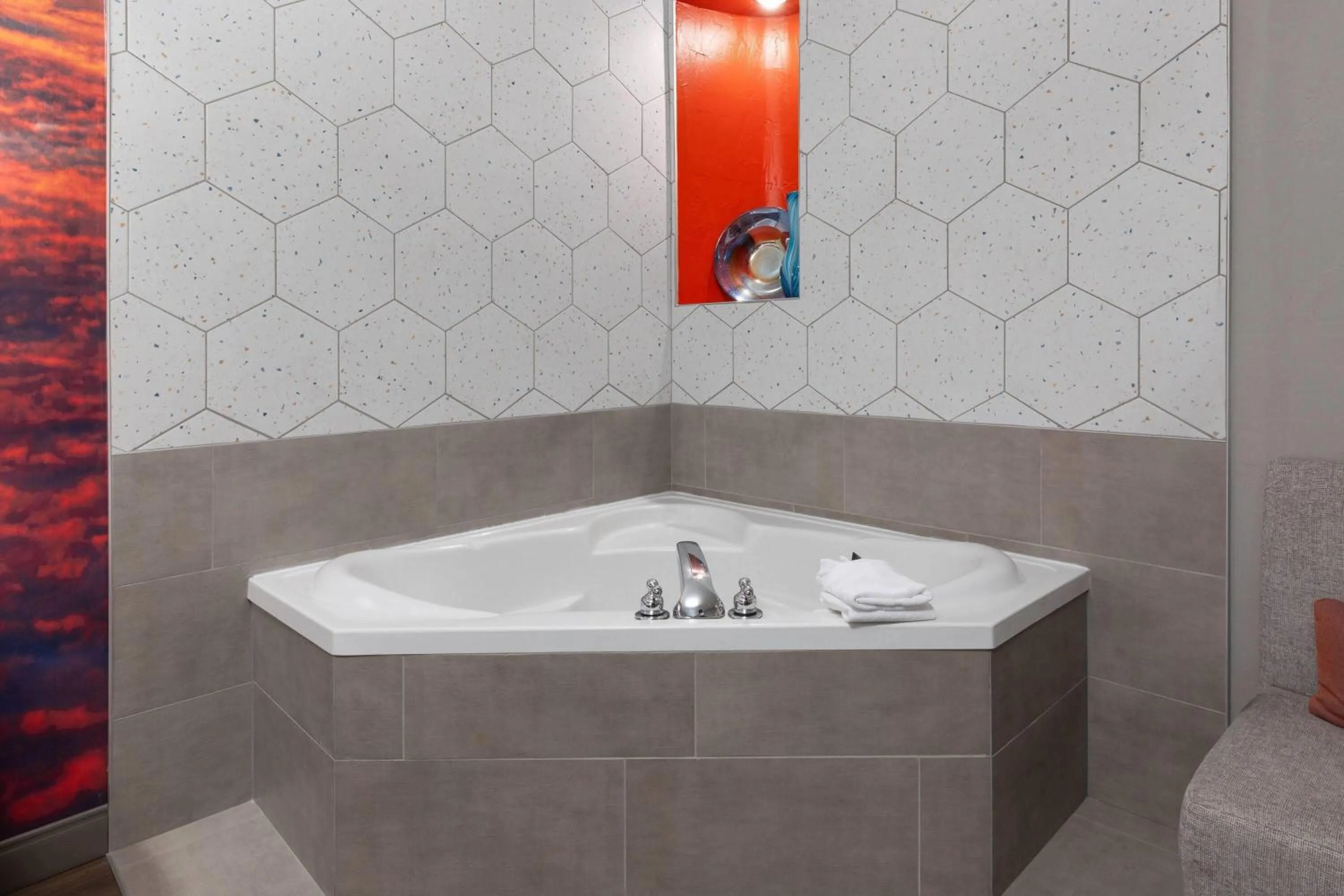 Bath in La Quinta by Wyndham Oklahoma City - Moore