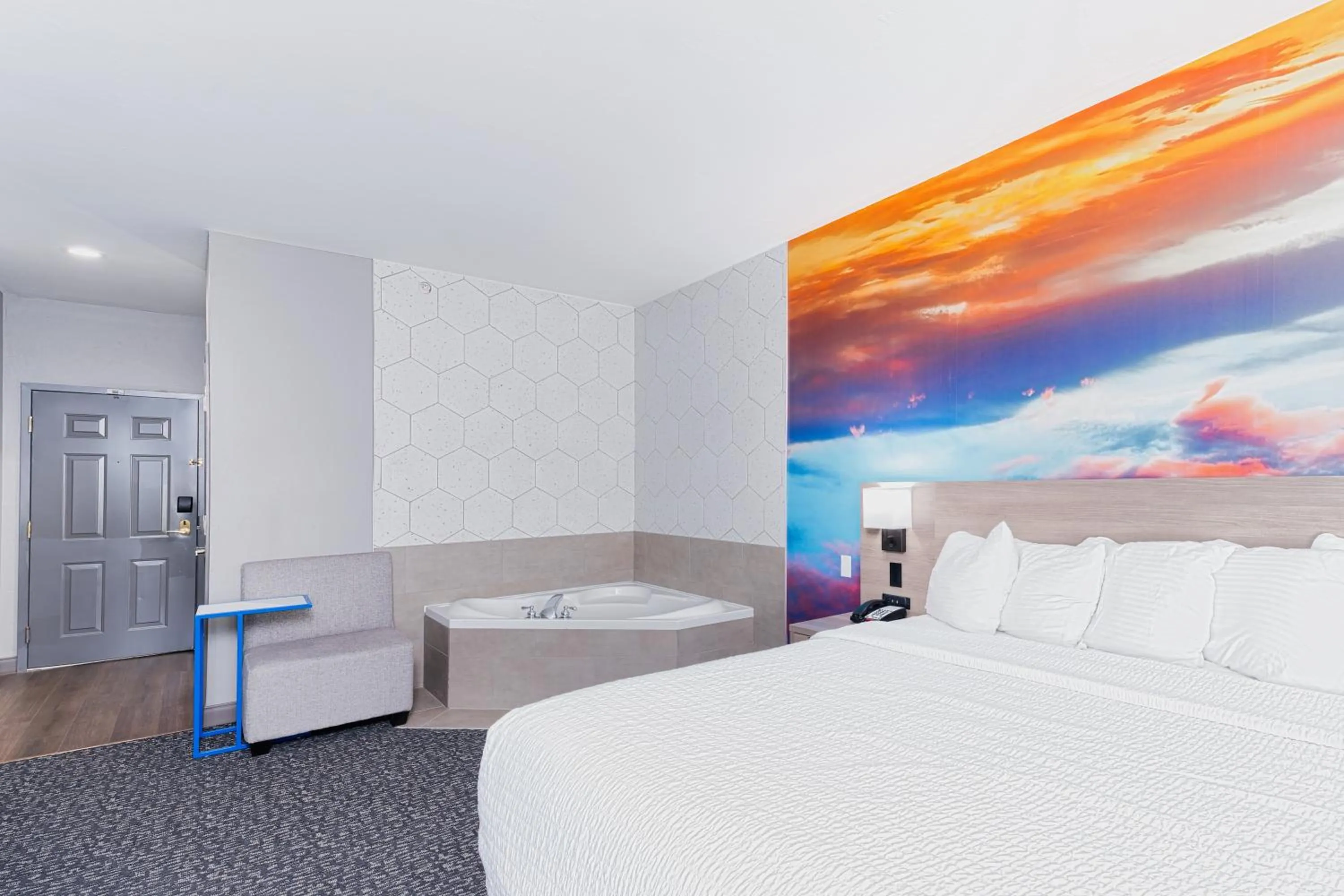 Bed in La Quinta by Wyndham Oklahoma City - Moore