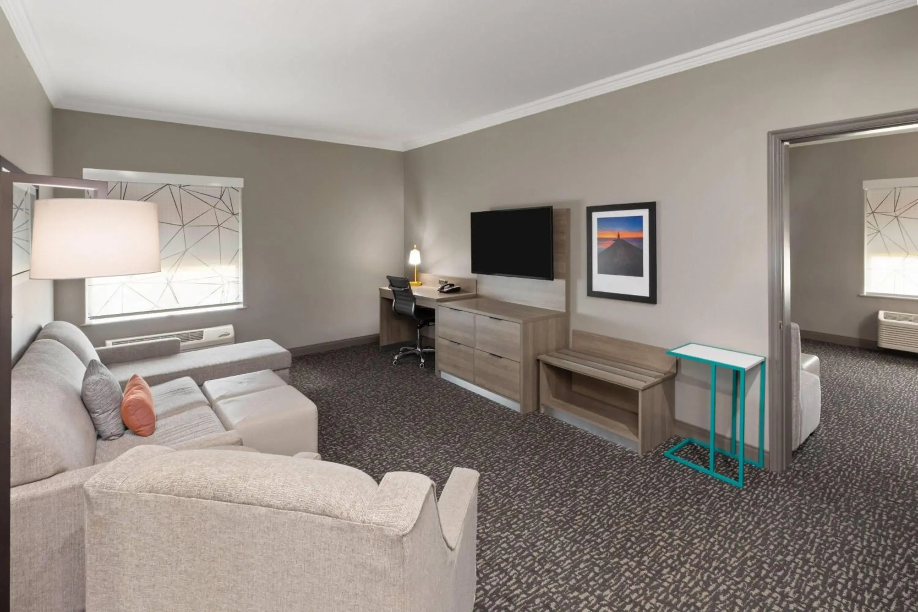 One-Bedroom King Suite - Non-Smoking in La Quinta by Wyndham Oklahoma City - Moore One-Bedroom King Suite - Non-Smoking in La Quinta by Wyndham Oklahoma City - Moore