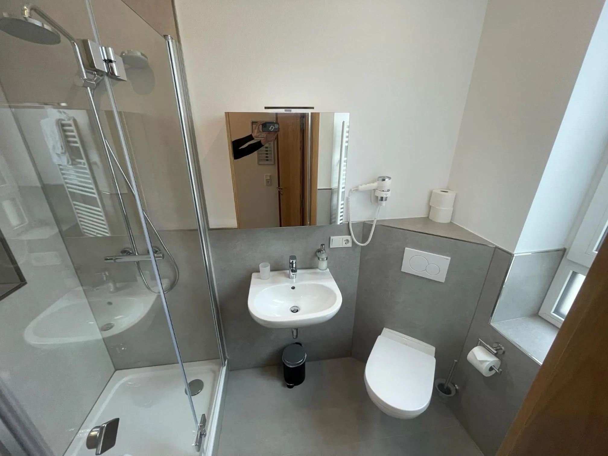 Bathroom in Lothringer Hof