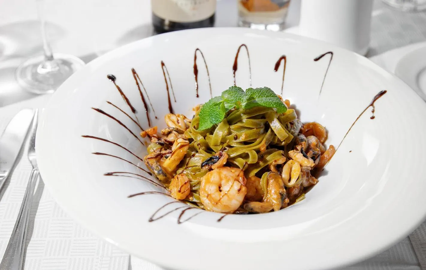 Restaurant/places to eat in Lothringer Hof