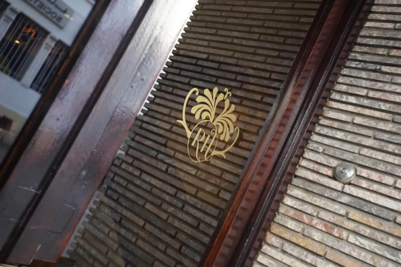 Property building in HOTEL REGINA