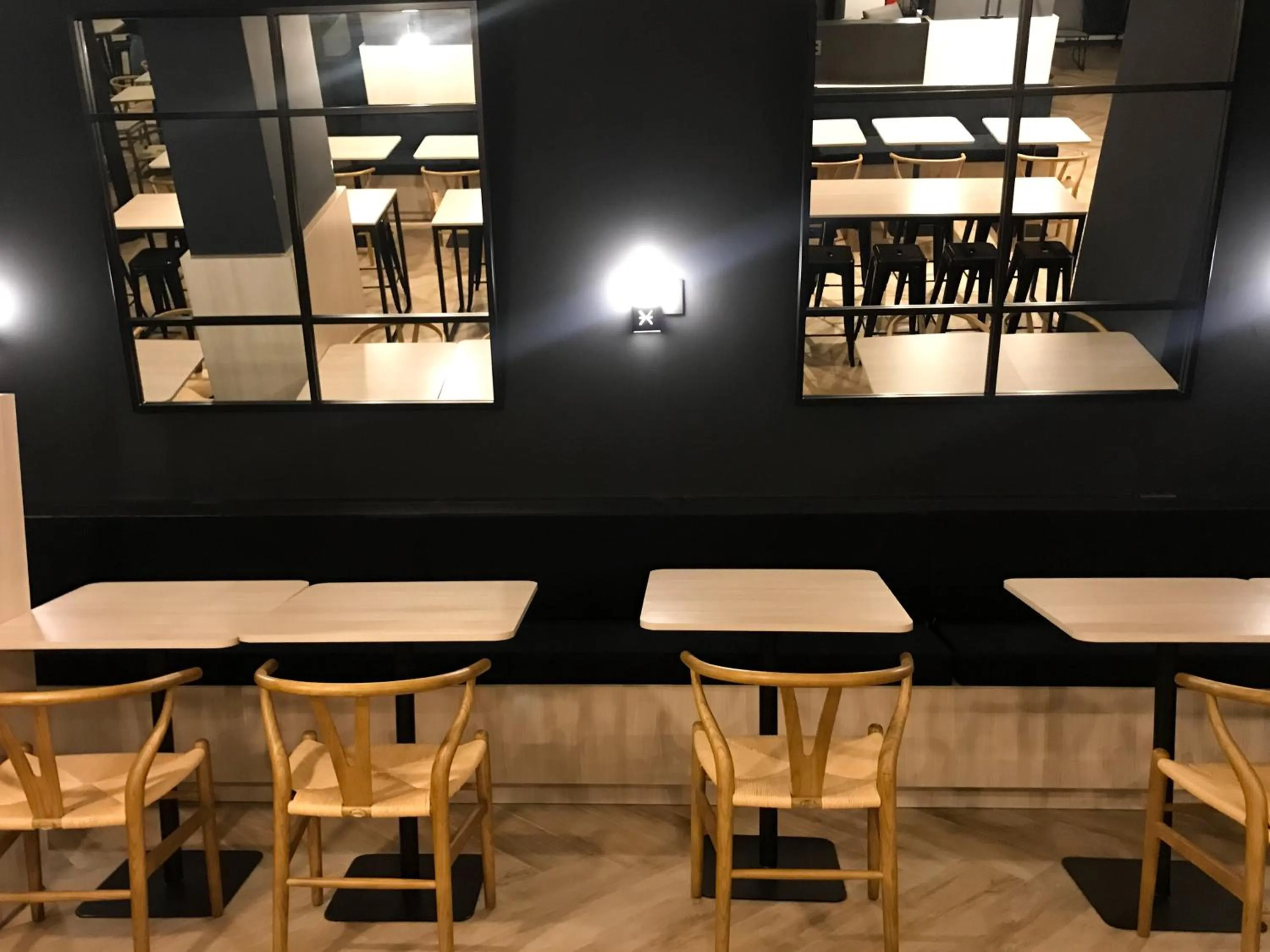 Restaurant/places to eat in Naalt Hotel Joinville