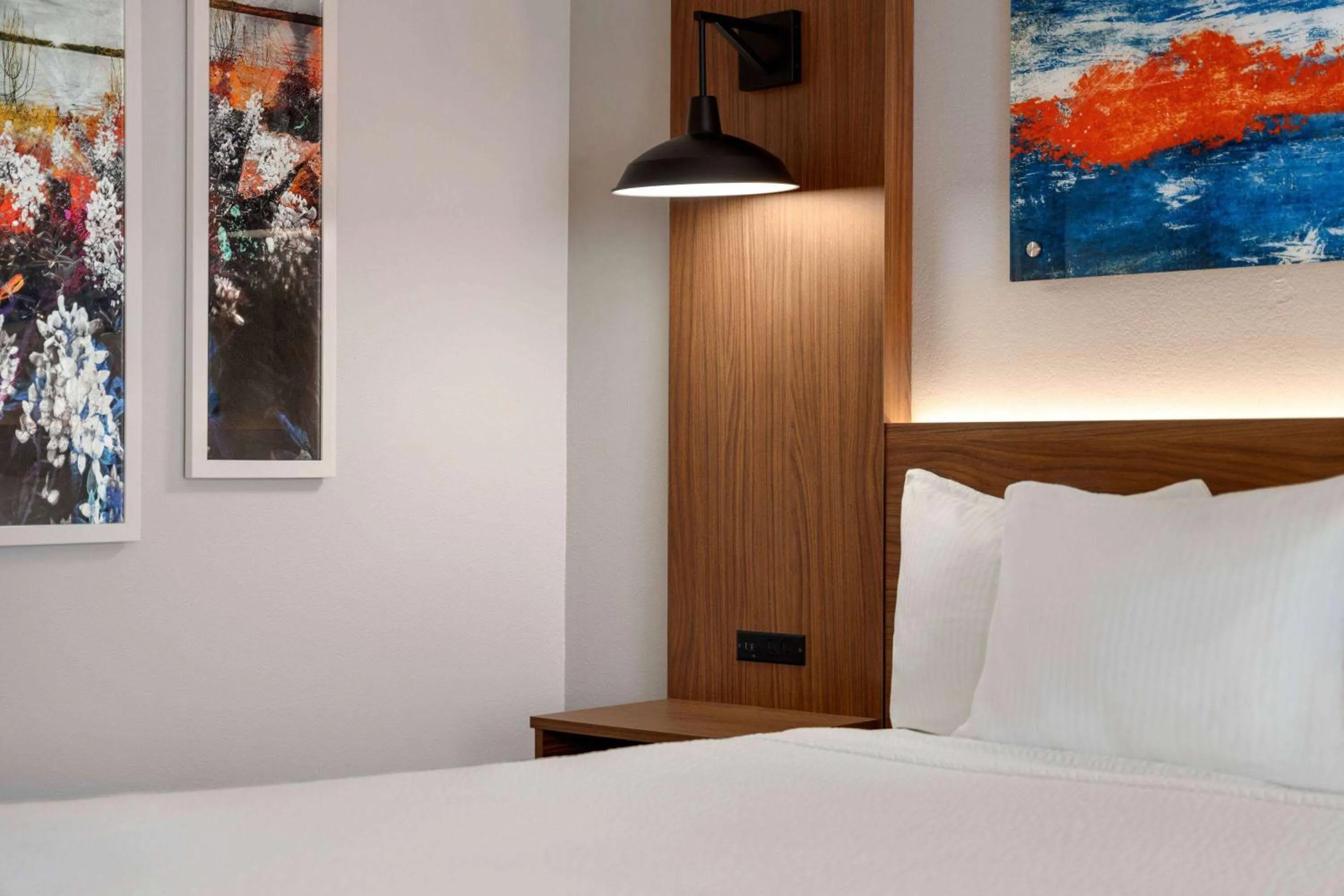 Photo of the whole room, Bed in La Quinta by Wyndham Stephenville