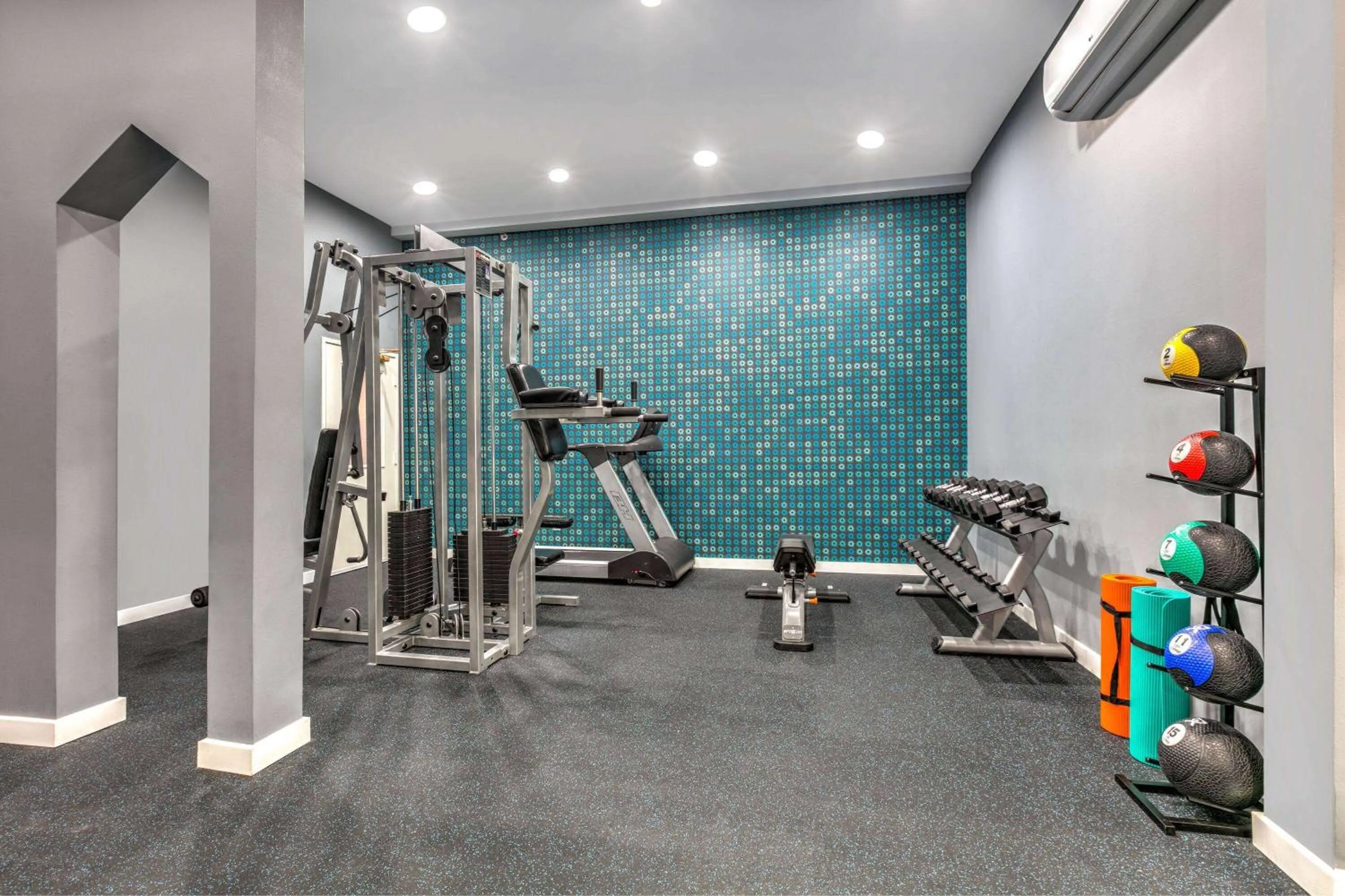 Fitness centre/facilities in La Quinta by Wyndham Weatherford