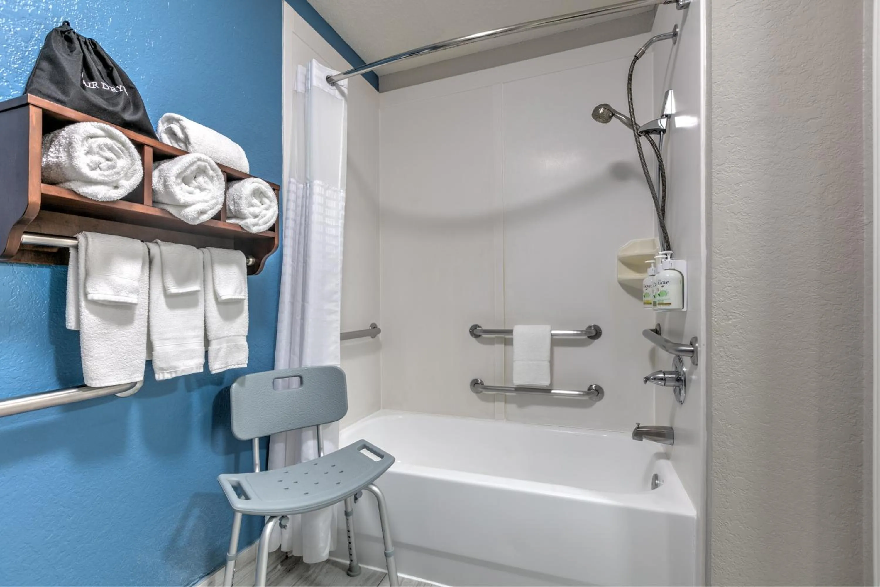 Shower in La Quinta by Wyndham Weatherford