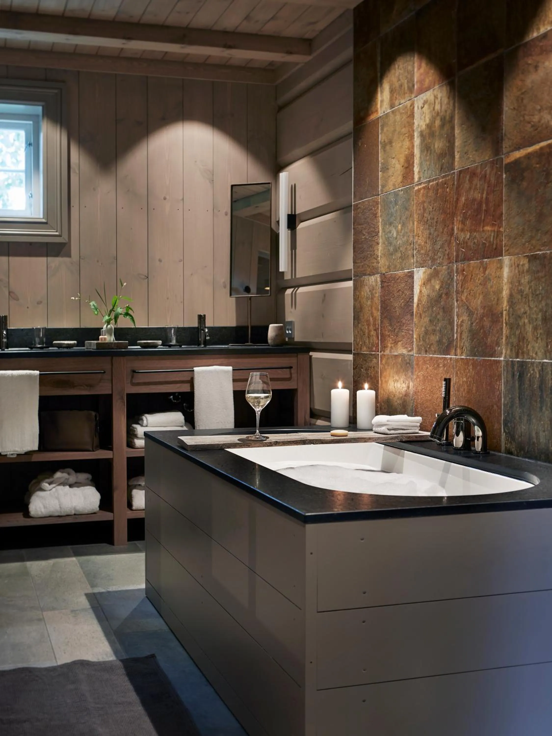 Bathroom in Storfjord Hotel