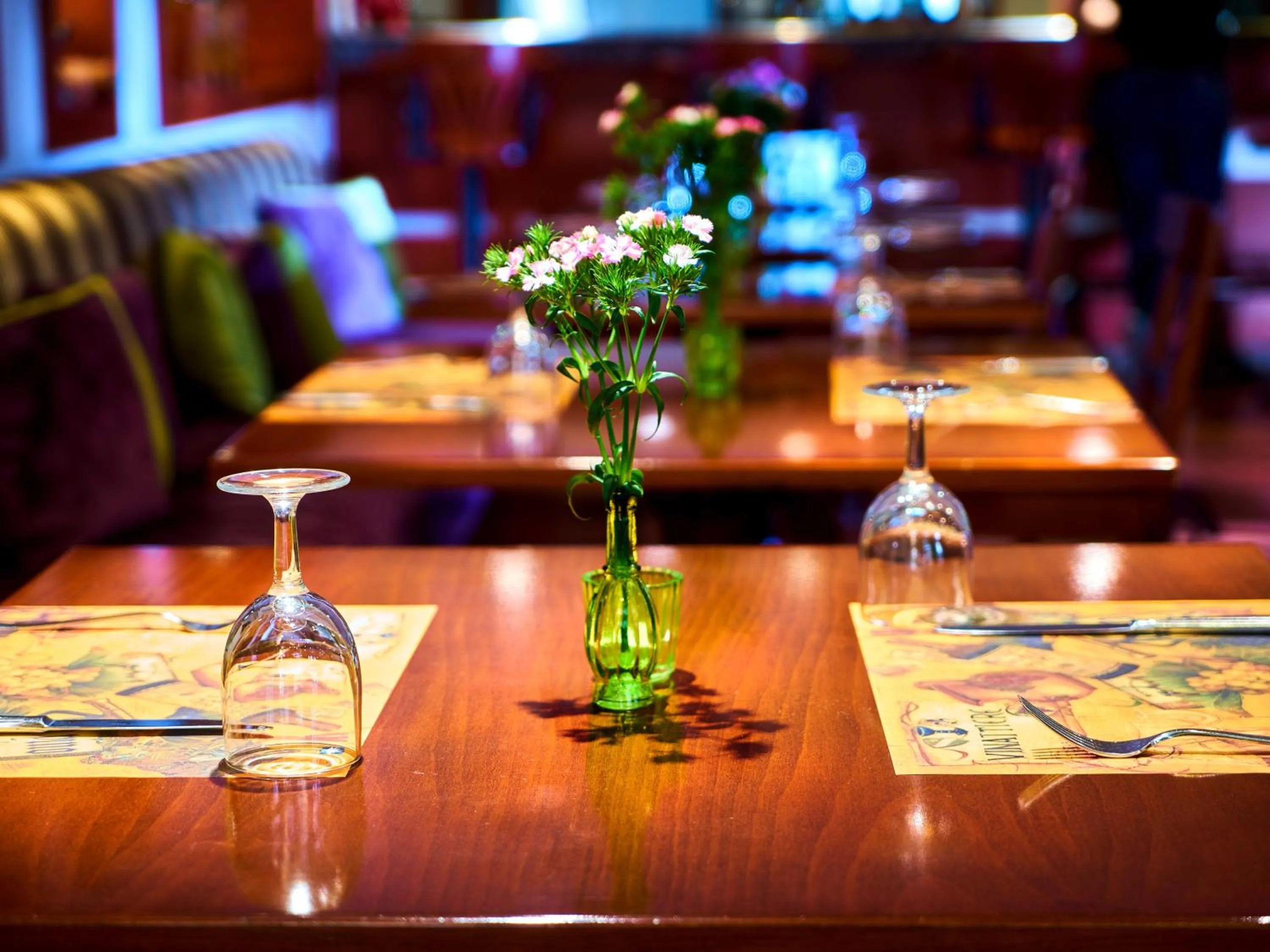 Evening entertainment in Feronya Hotel