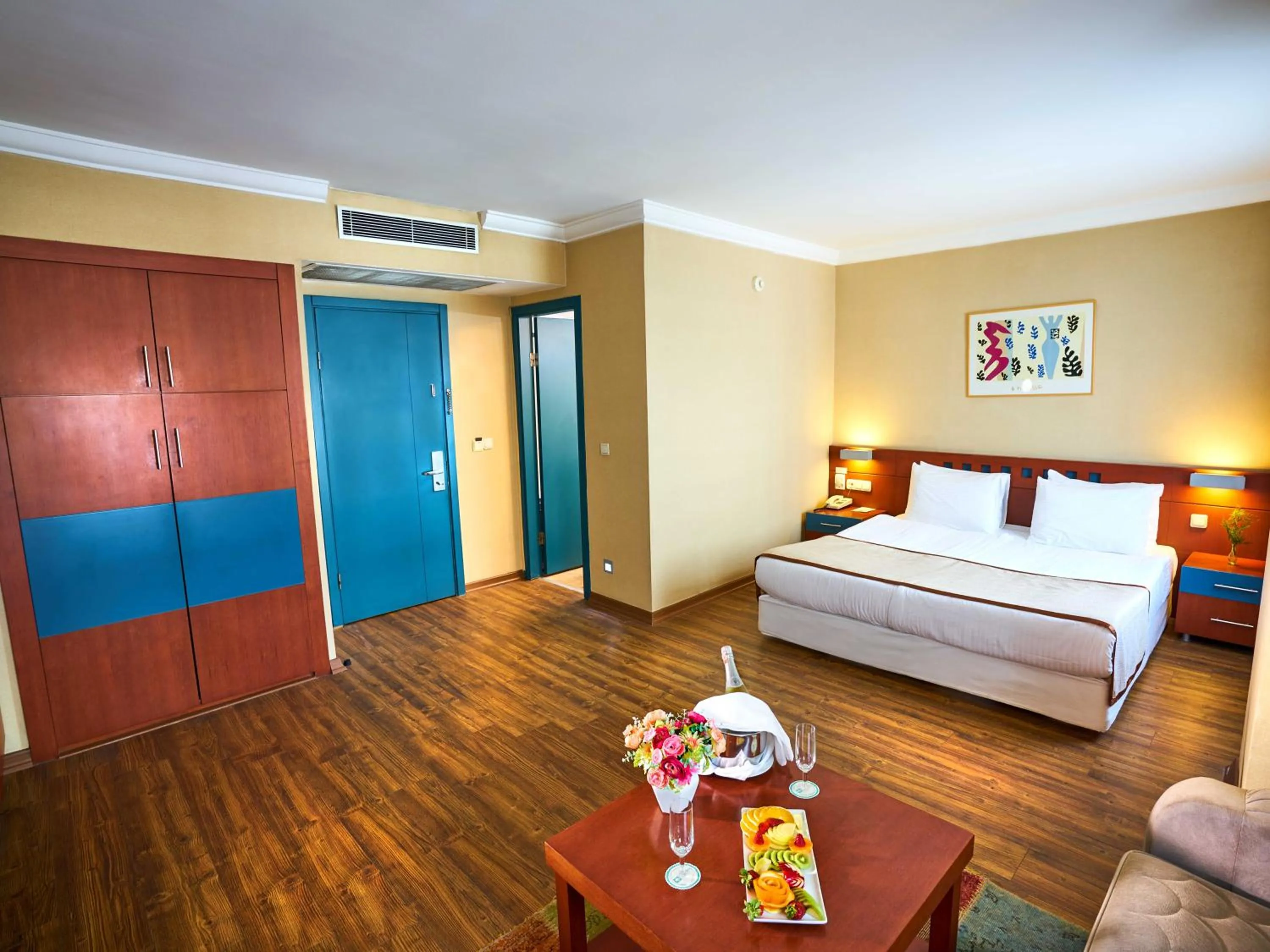 Photo of the whole room, Bed in Feronya Hotel