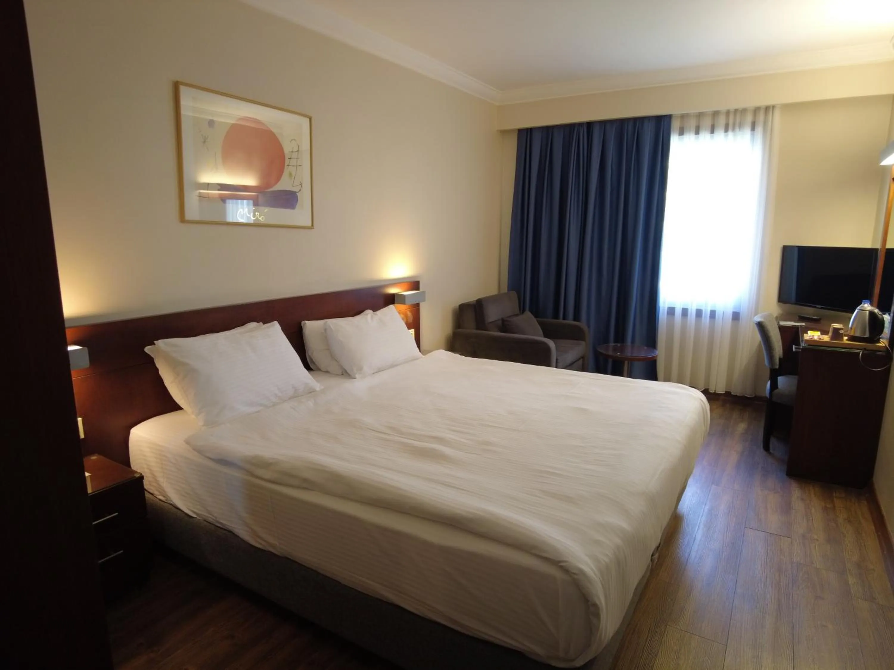 Bedroom, Bed in Feronya Hotel