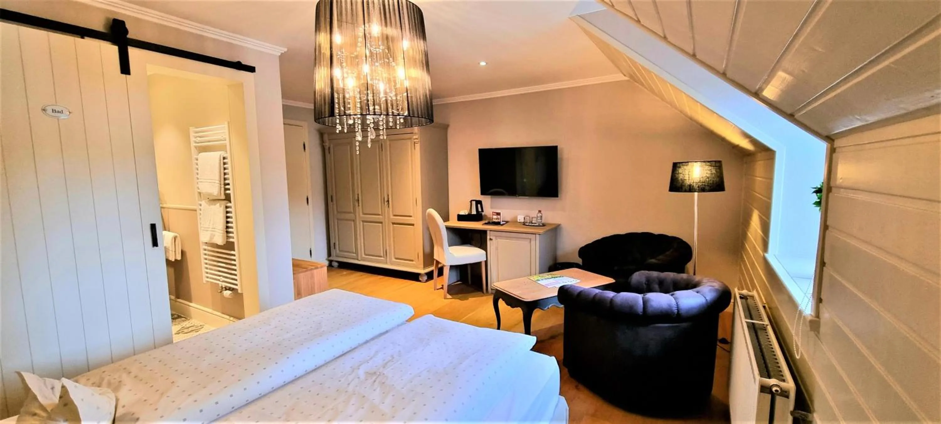 Photo of the whole room, Bed in Hotel Eifelland