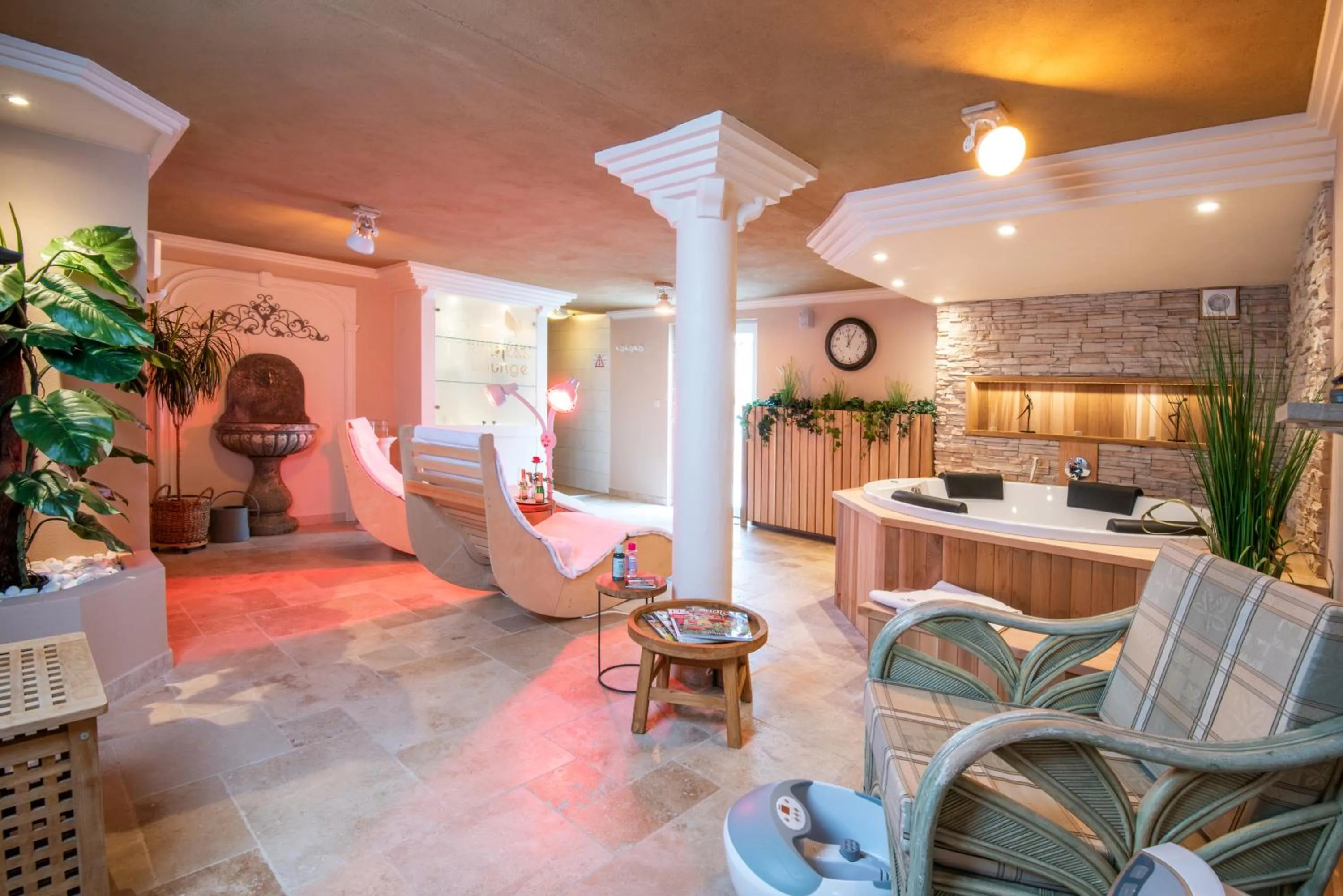 Hot Tub in Hotel Eifelland