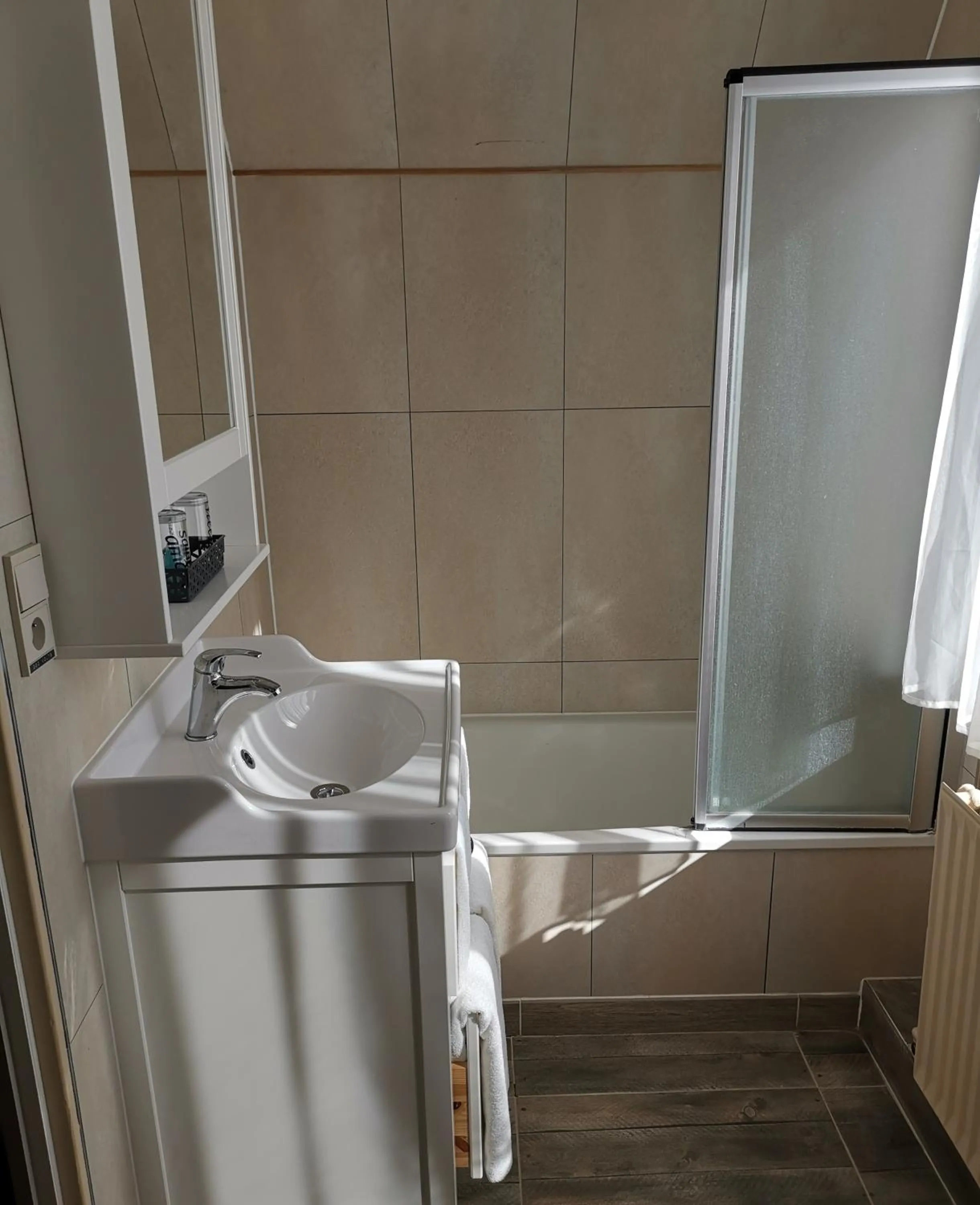 Bathroom in Hôtel La Côte d'Or